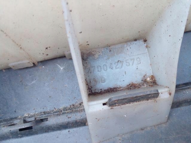 Paraurti posteriore RENAULT MEGANE e 95-02 7700427579