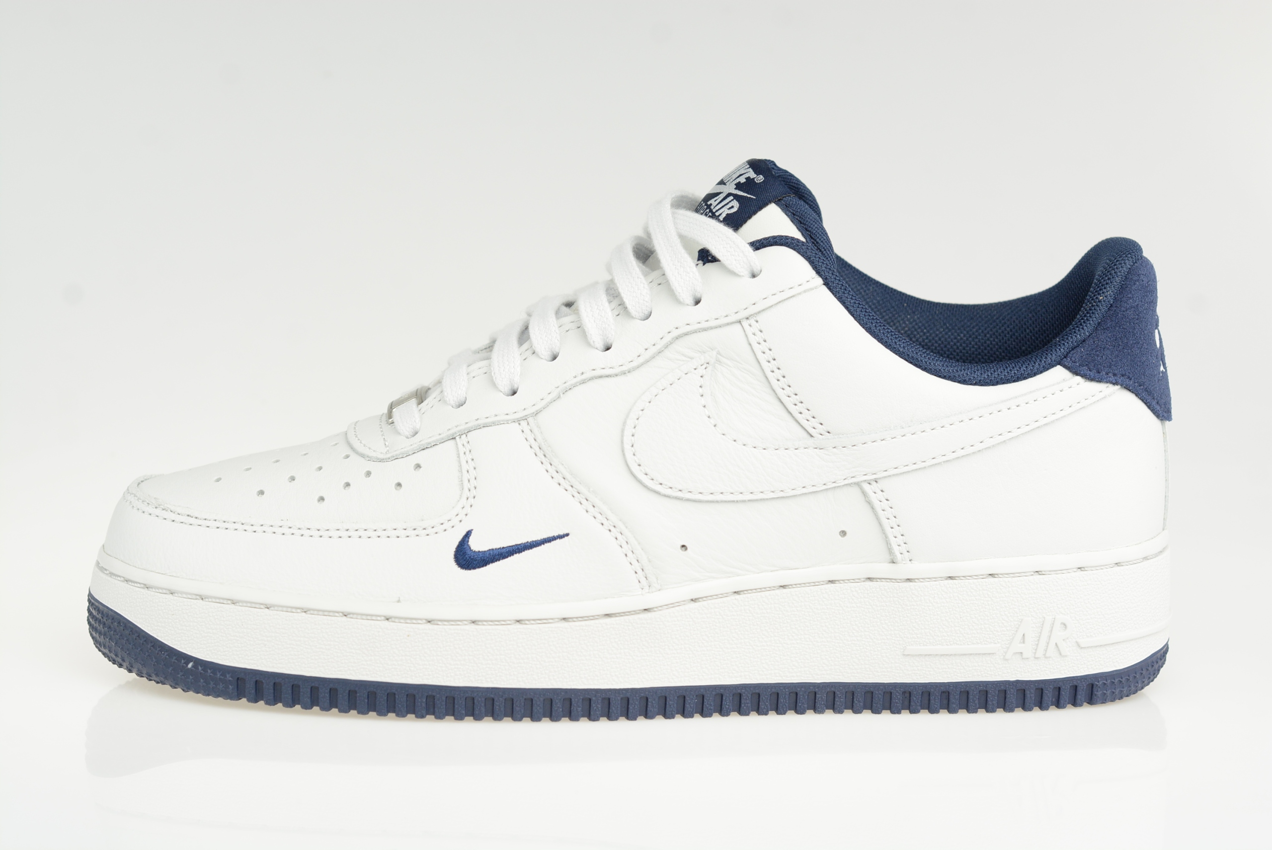 Buty Nike Air Force 1 07 Lv8 Szare - Niska cena na Allegro