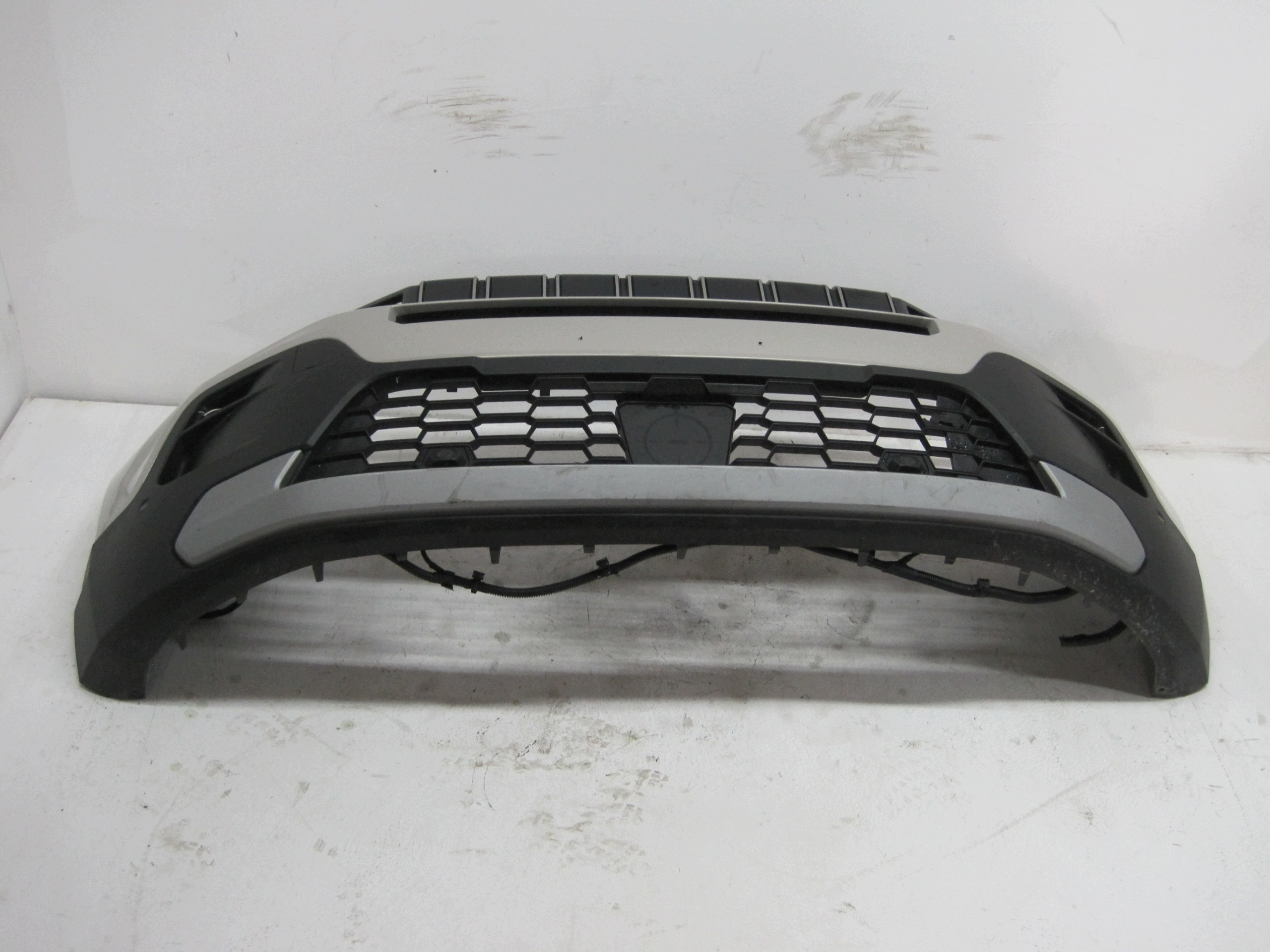 front bumper JEEP AVENGER 25R 4 PDC front