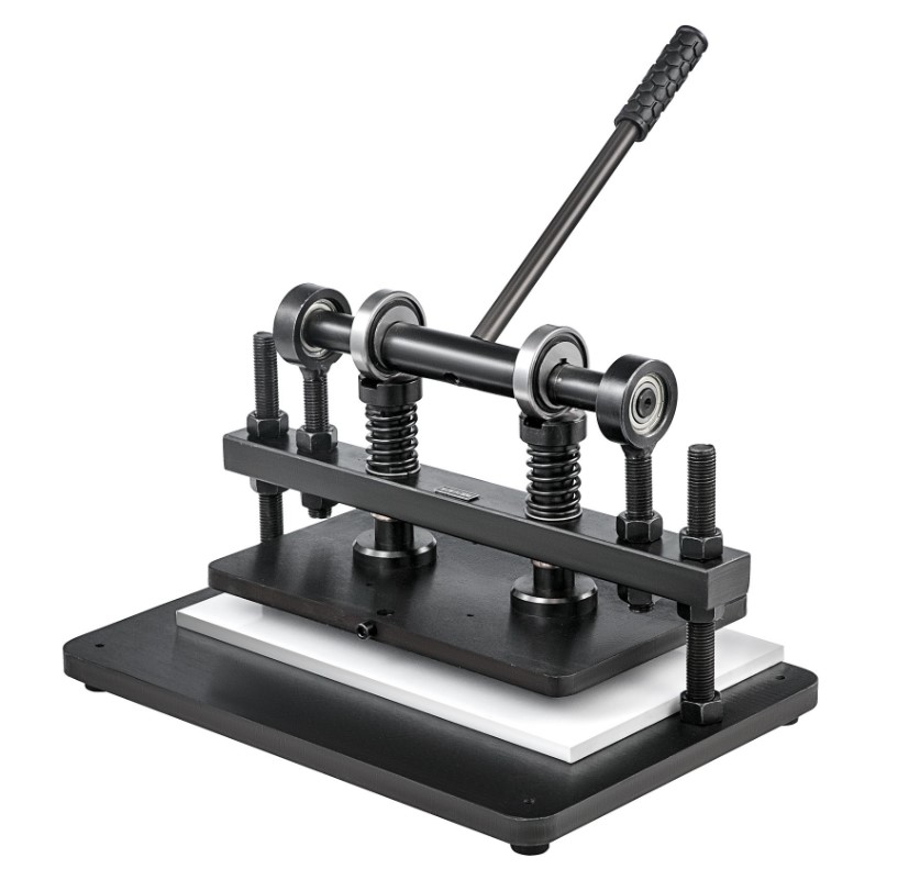 Ruční vytlačovací stroj na kůži pro řezání kůže 36x26 cm