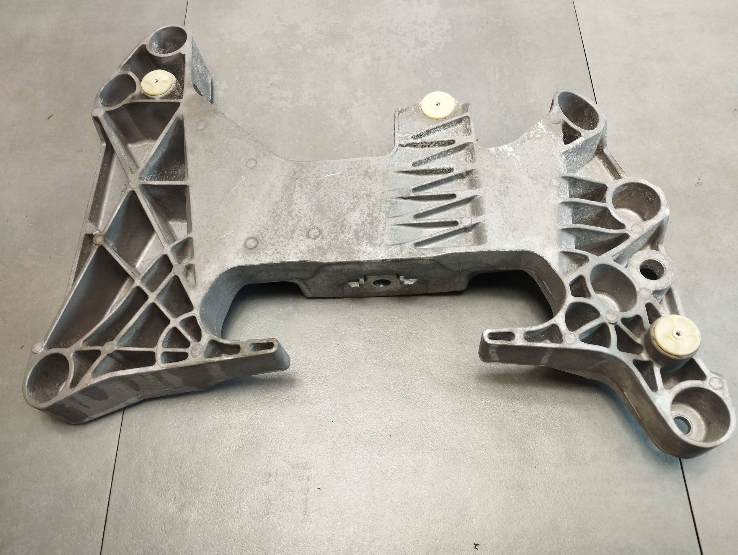 BMW 7 G11 750i supporto POPORA cambio 6863777