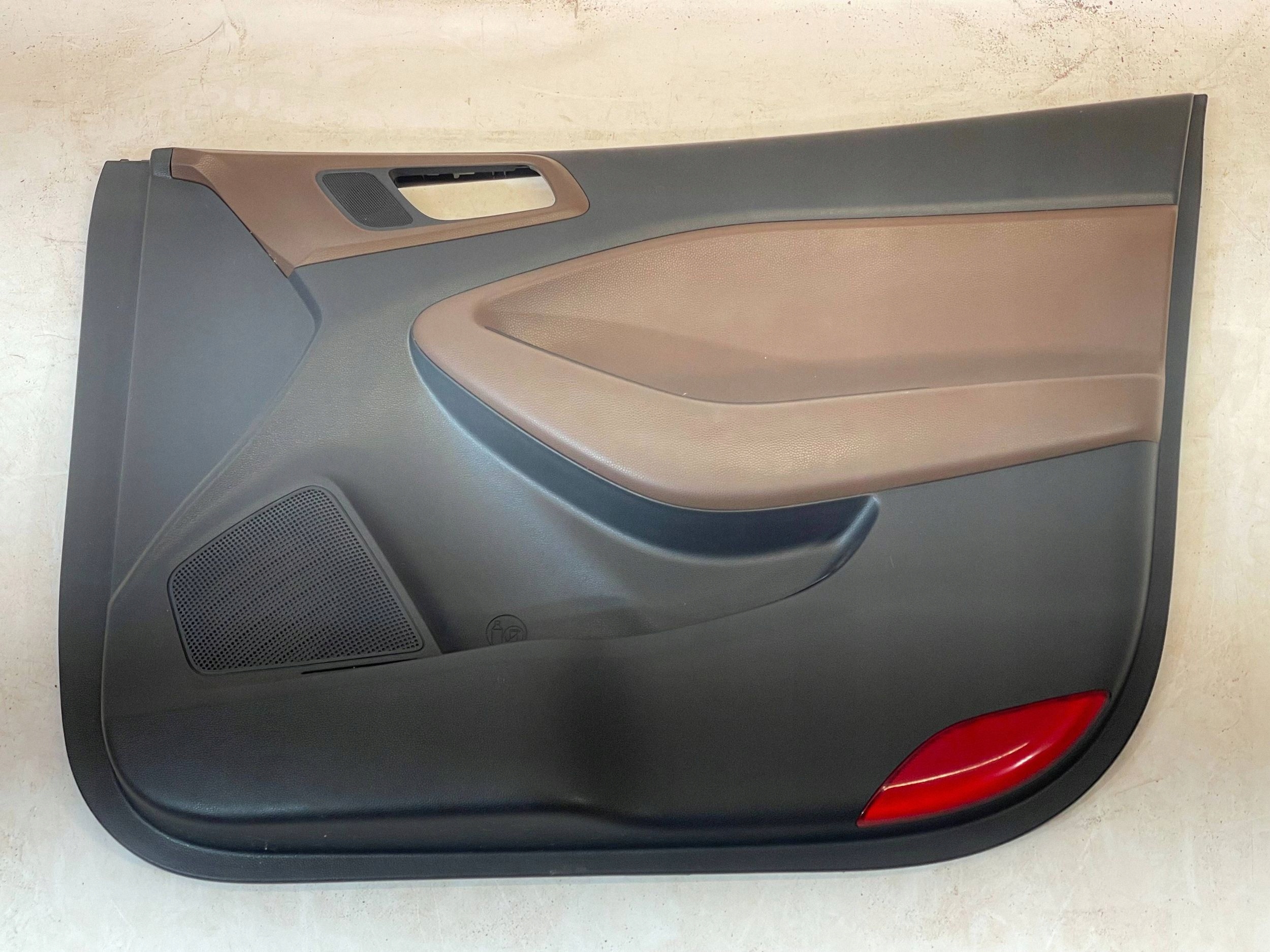 HYUNDAI i20 II side door right front front ORG 82320-C8010 !J