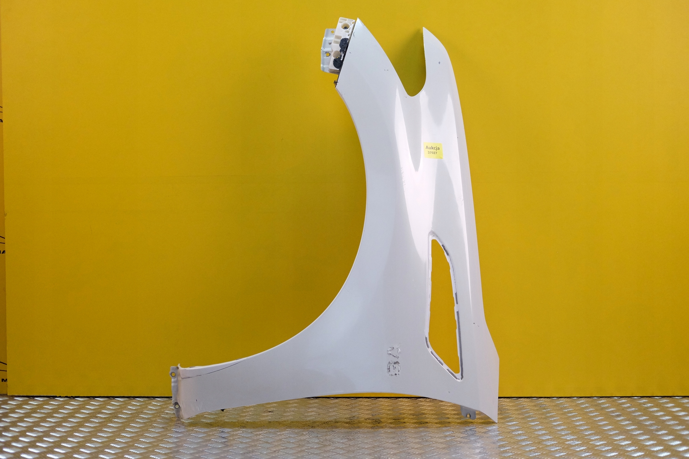 NISSAN PATROL Y62 2010- ARMADA 2017- КРИЛО ПЕРЕД