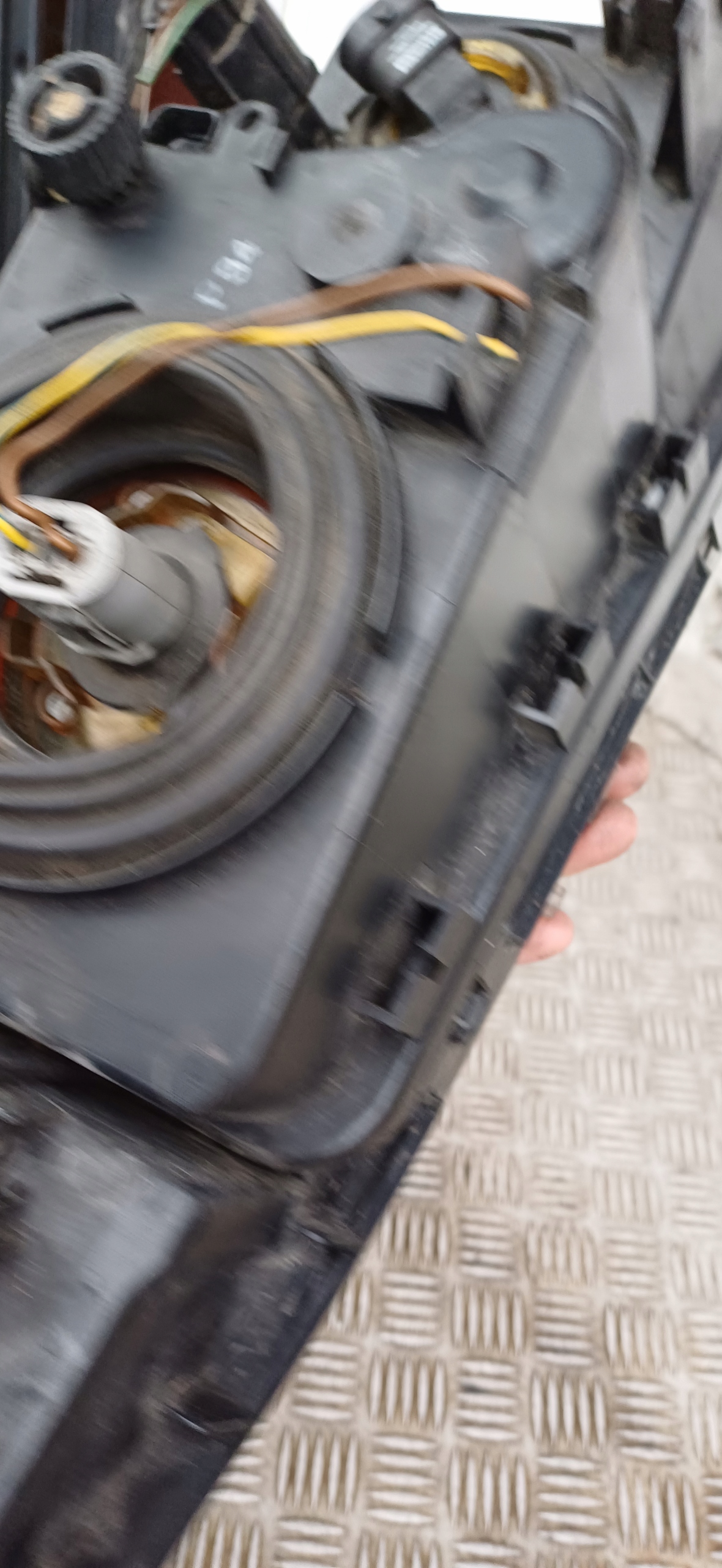 BMW 5 E39 light front left H7 ZWYKLA