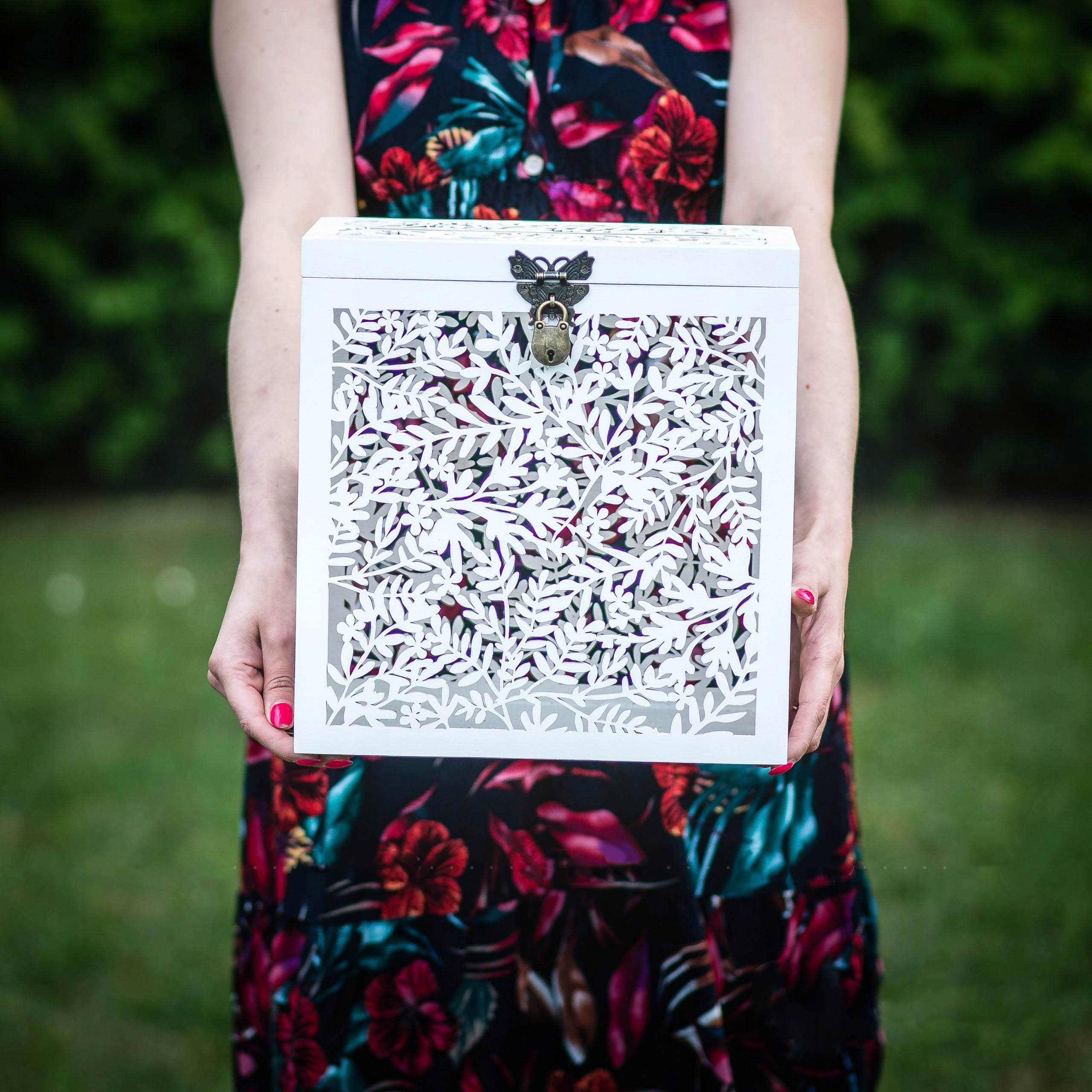 Pudełko NA KOPERTY PIENIĄDZE ŻYCZENIA ŚLUB Ażurowe Wysokość produktu 30 cm