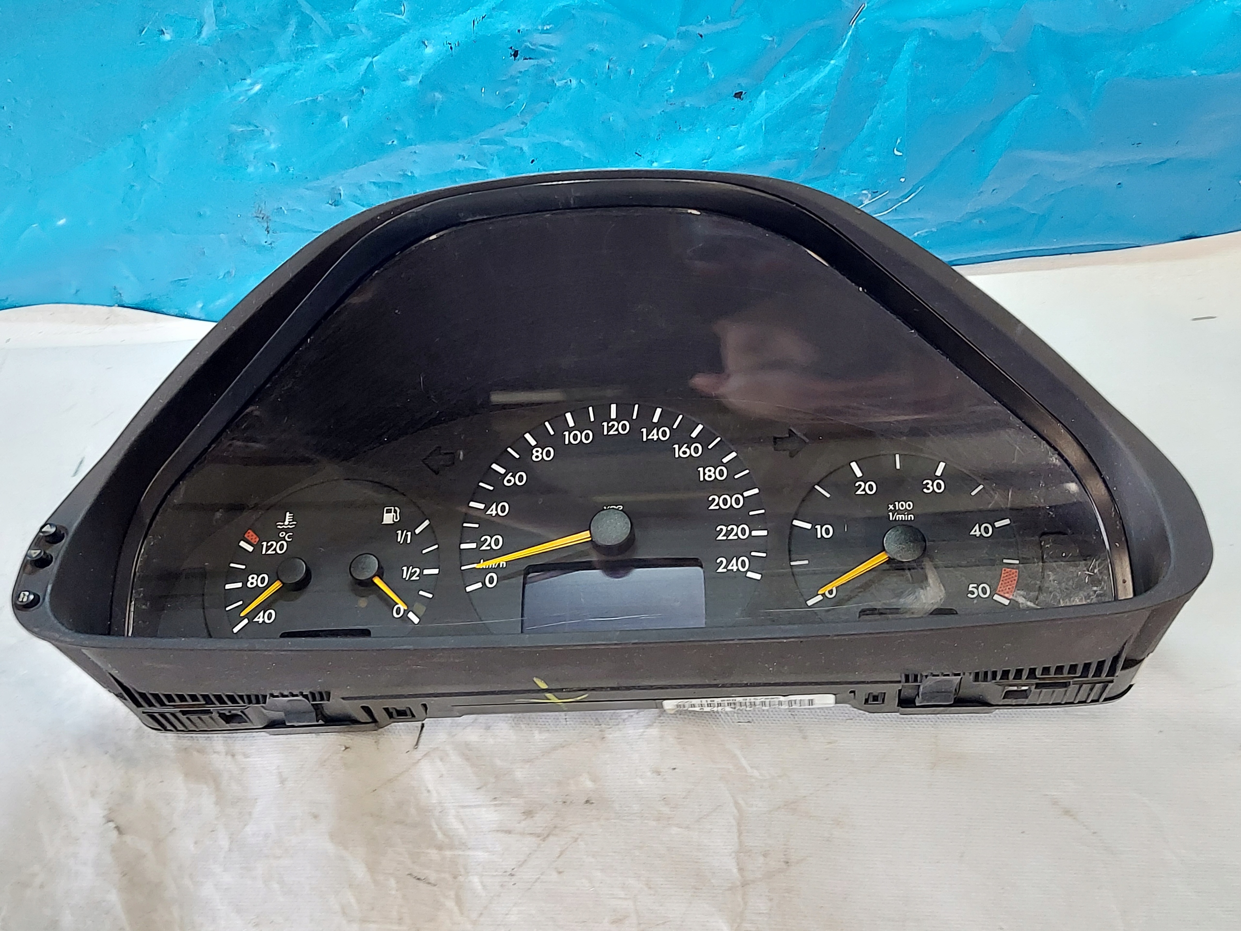 dials clock MERCEDES E KLSA W210 LIFT A2105405048