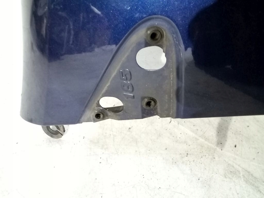 Renault Clio III fender right right side (185) NV432
