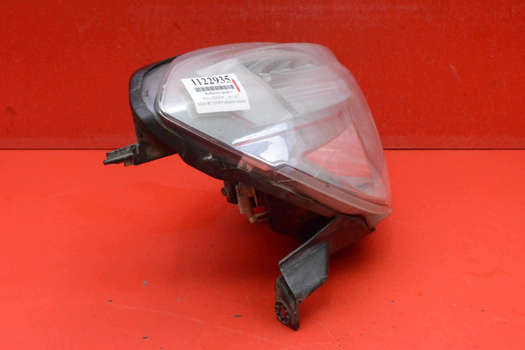 REFLEKTOR right light front EU 260102414R DACIA DOKKER 12-17
