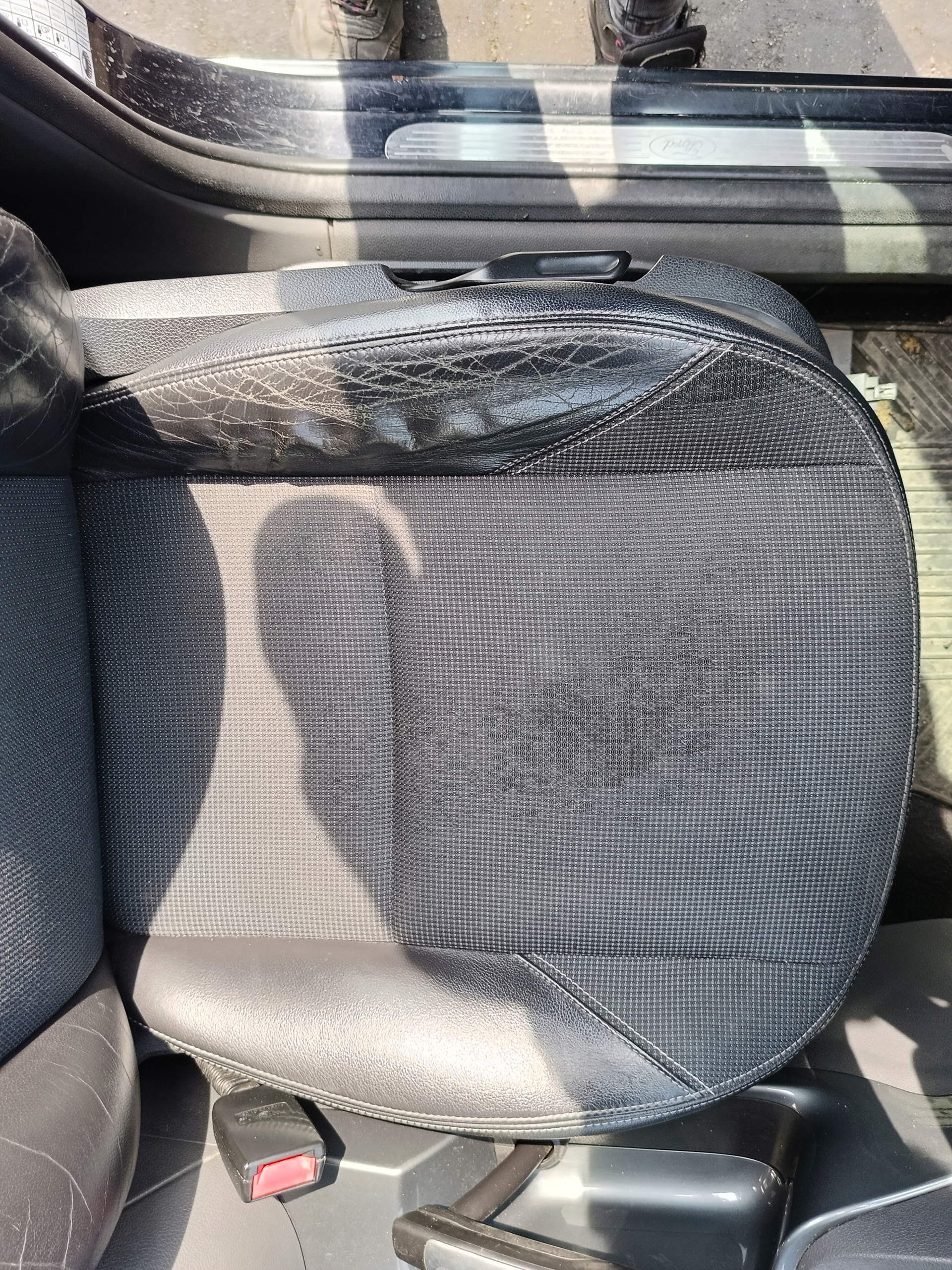 Ford C-MAX FL 07-11 seat left driver´s semi leather