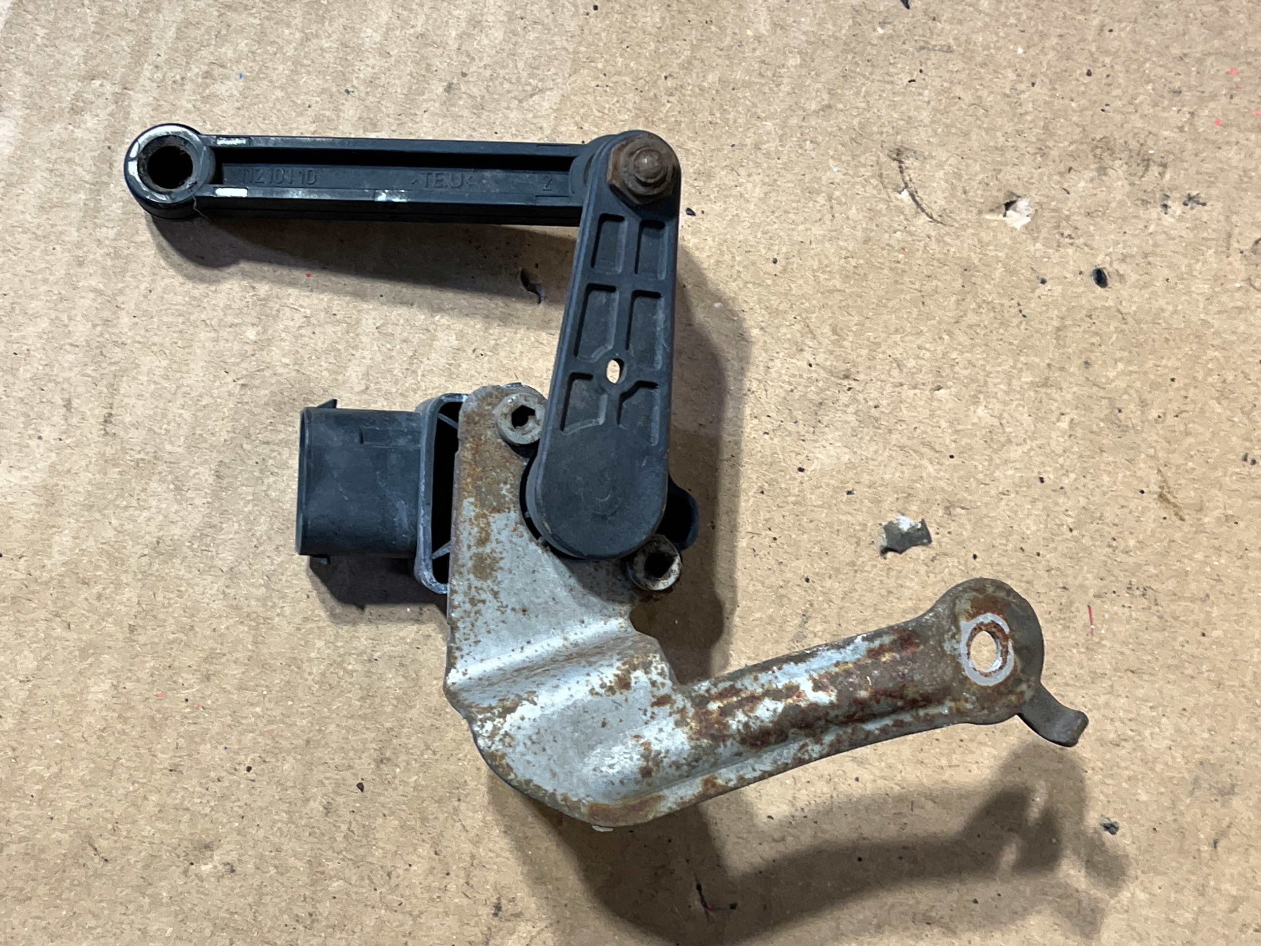 133 BMW CZUJNIK POZIOMOWANIA ŚWIATEŁ 6763735 Numer katalogowy części 6763735