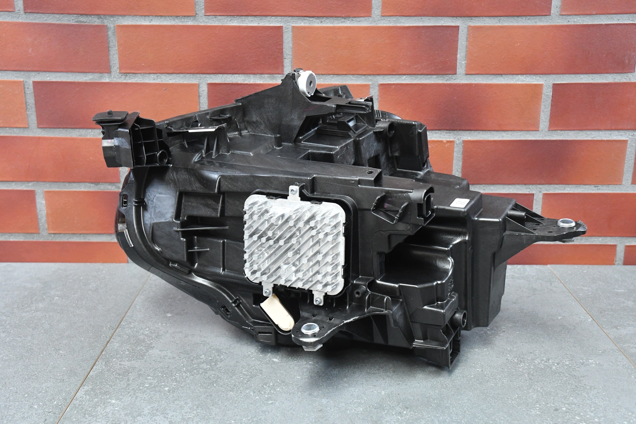 Licht LED links MINI COOPER U25 komplett 10km RHD