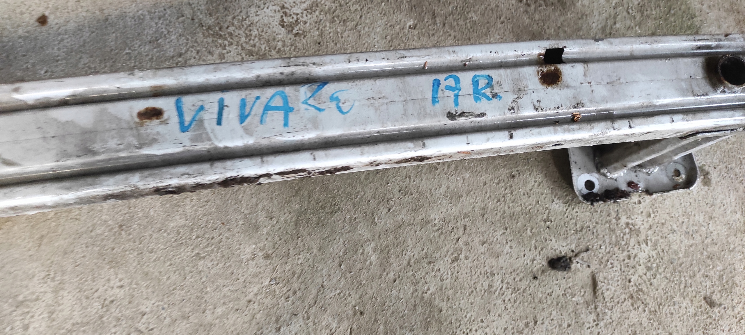 bumper support front Opel Vivaro B