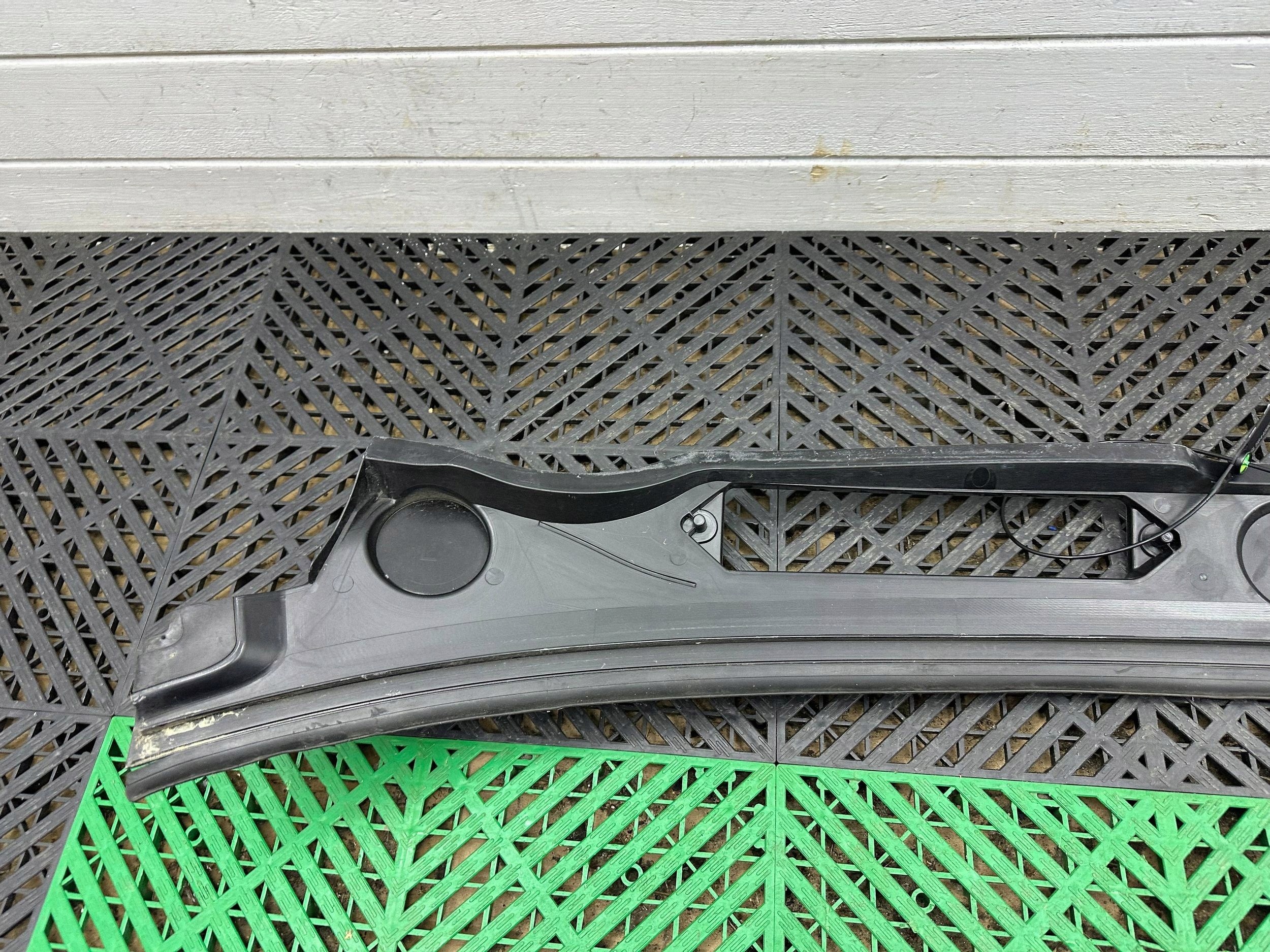 wasserkastenabdeckung wasserkasten BMW 1 E81 E87 7058220