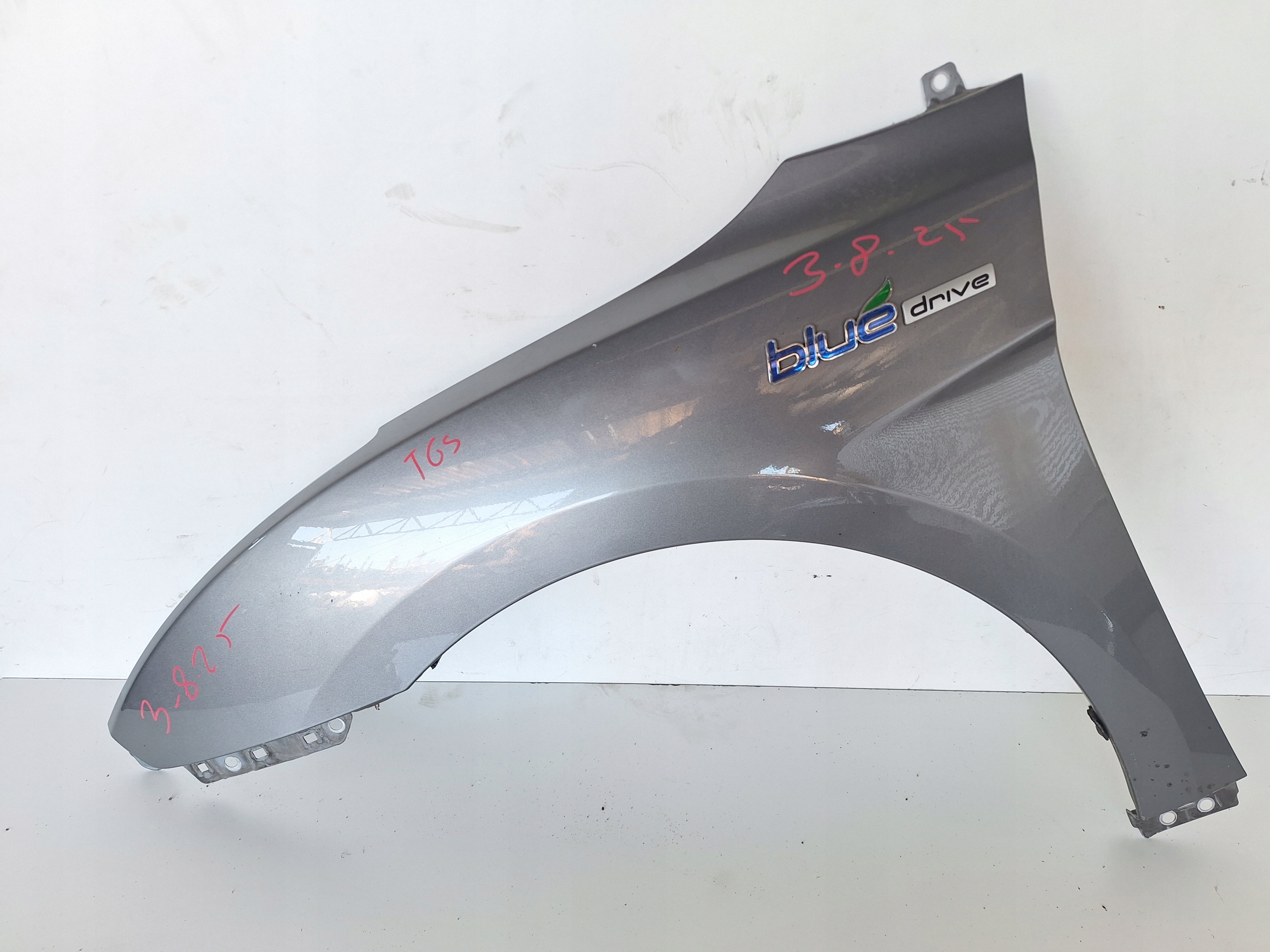 HYUNDAI I40 12-> fender left