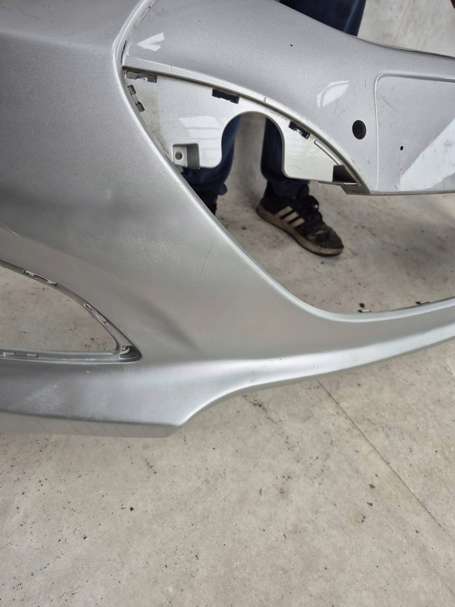 HYUNDAI I40 11-15 bumper front front PDC