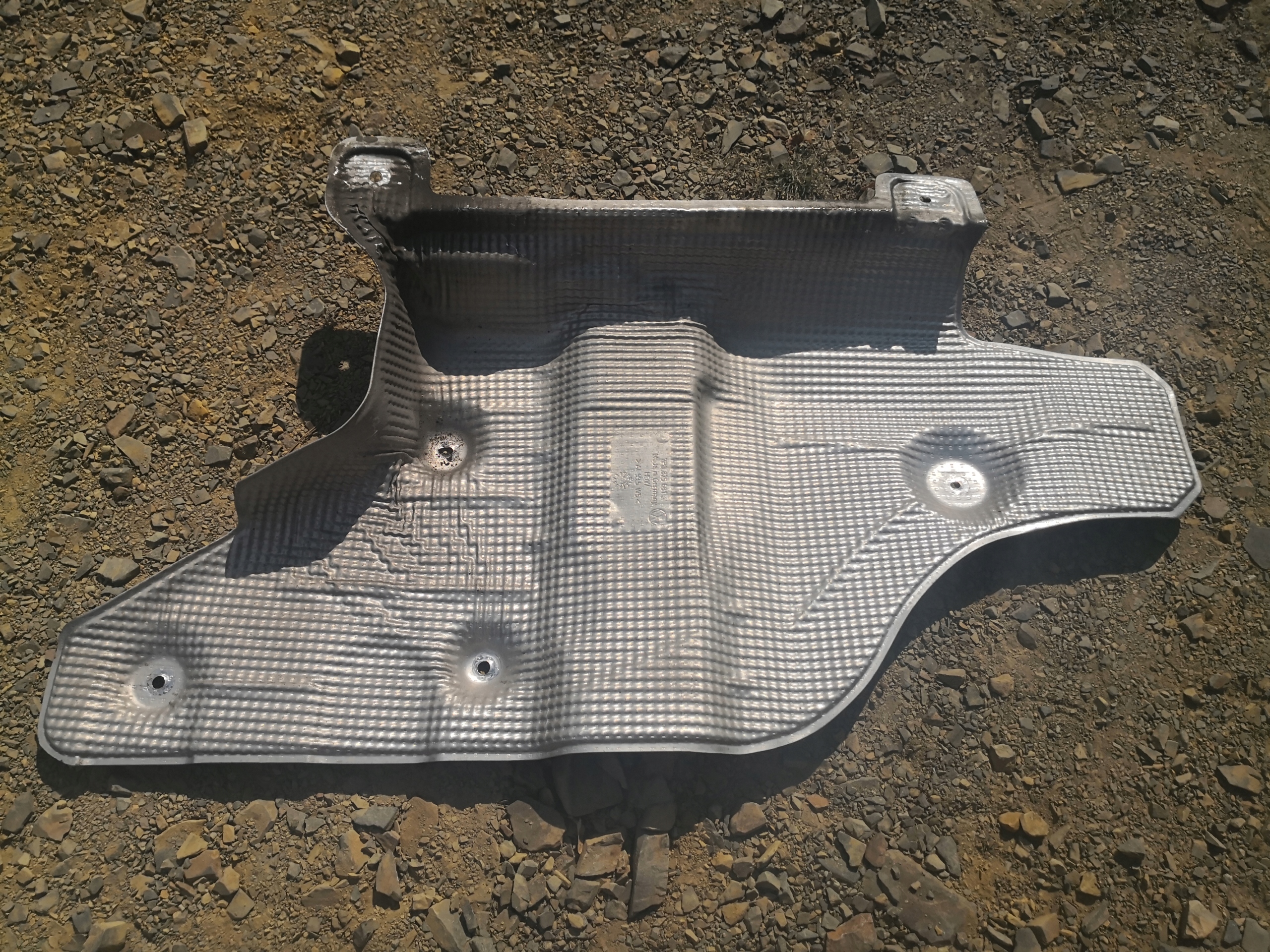 Blende Abdeckung TERMICZNA PORSCHE CAYENNE GTS 7P0825681A