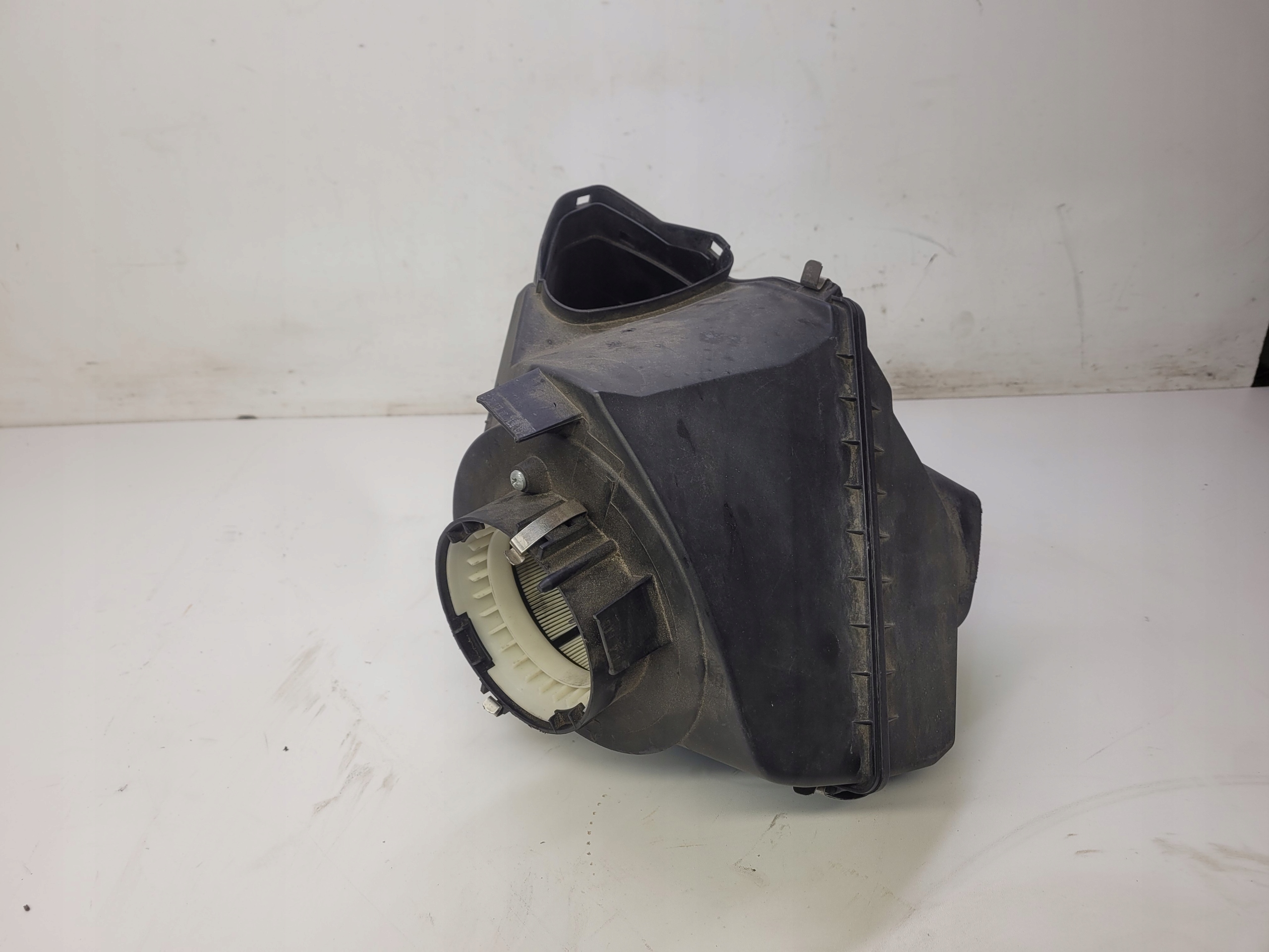 Gehäuse filter luft AUDI A6 C6 4F0133835BH