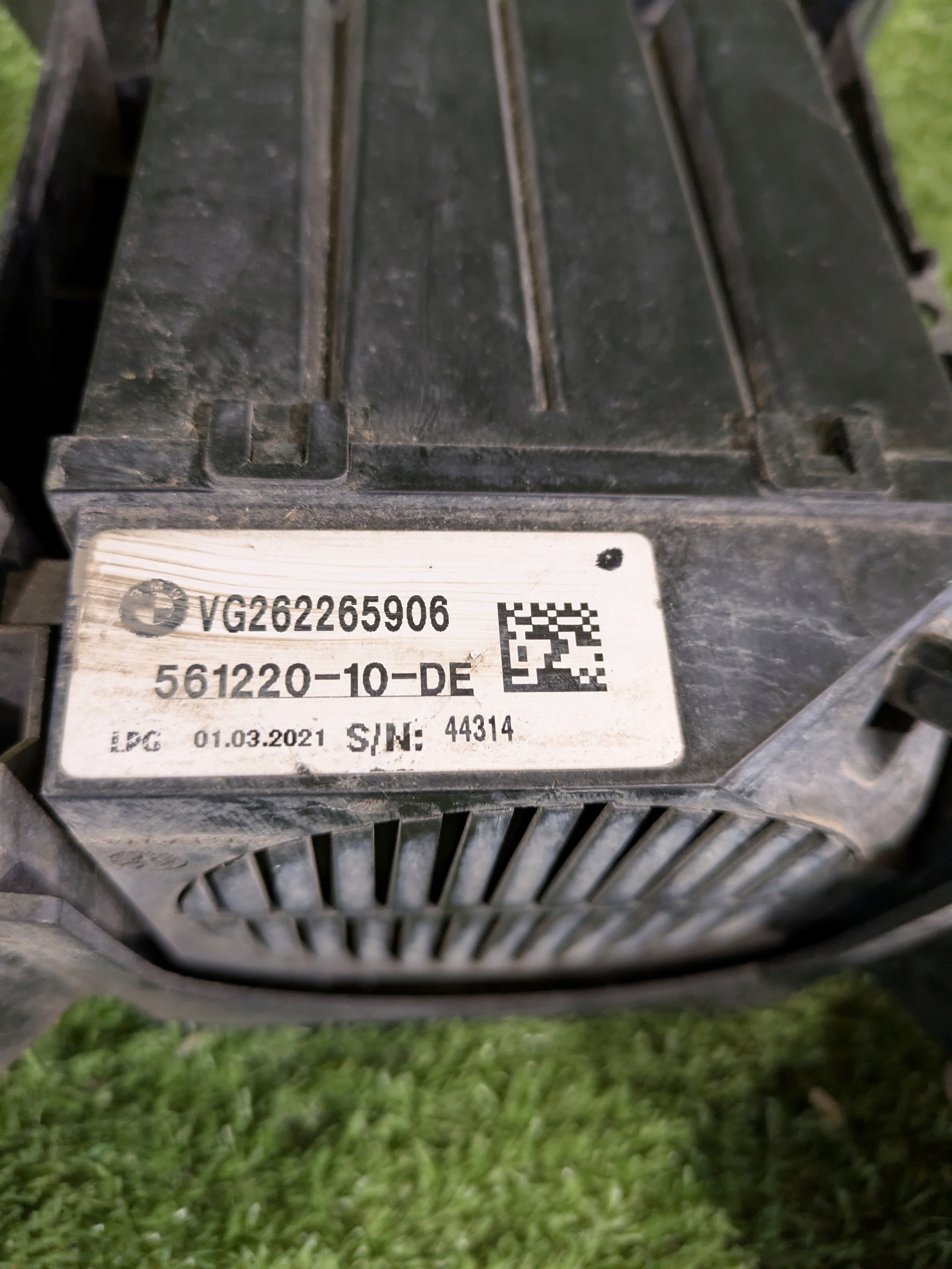 GENERATOR DZWIEKU bracket BMW X5 G05