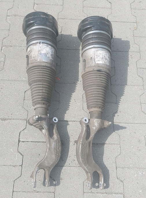 80A616039G - AUDI Q5 80A амортизатор передній лівий пневматичний