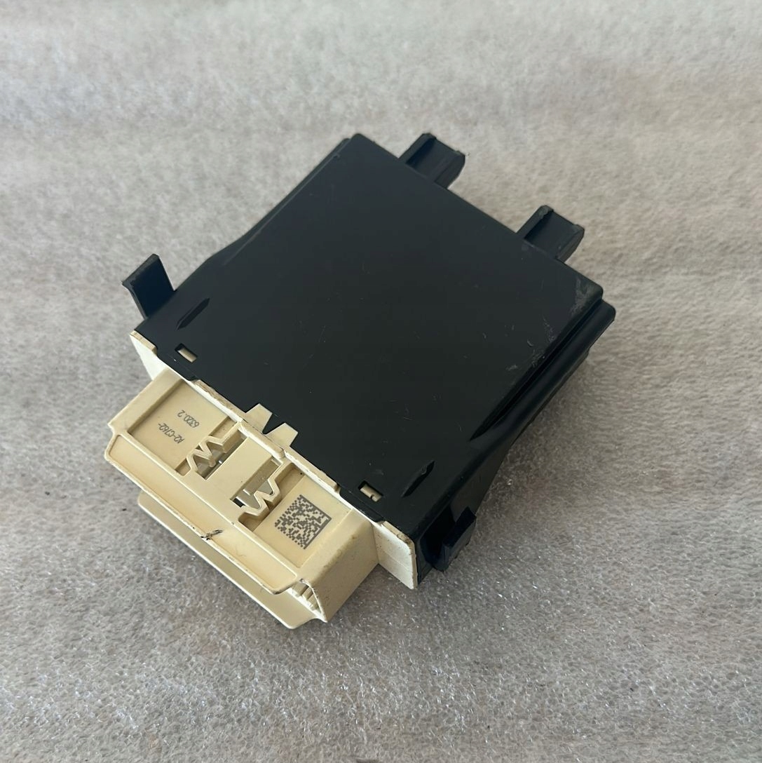 Moduł poziomowania świateł Mercedes A2239002436 Numer katalogowy części A2239002436 A 223 900 24 36