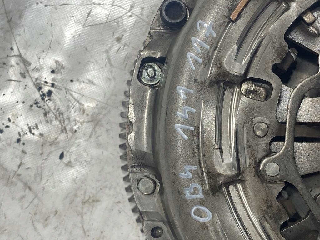 wheel flywheel clutch complete AUDI A5 3.0 TDI 0B4141117