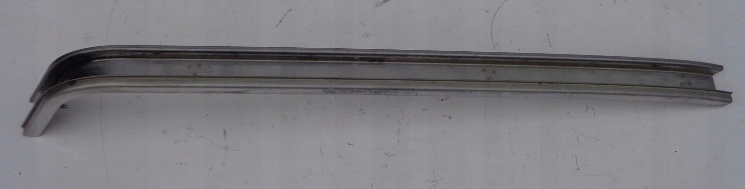 MAZDA 5 06 R SZYNA PROWADNICA DRZWI ŚRODKOWA PRAWA