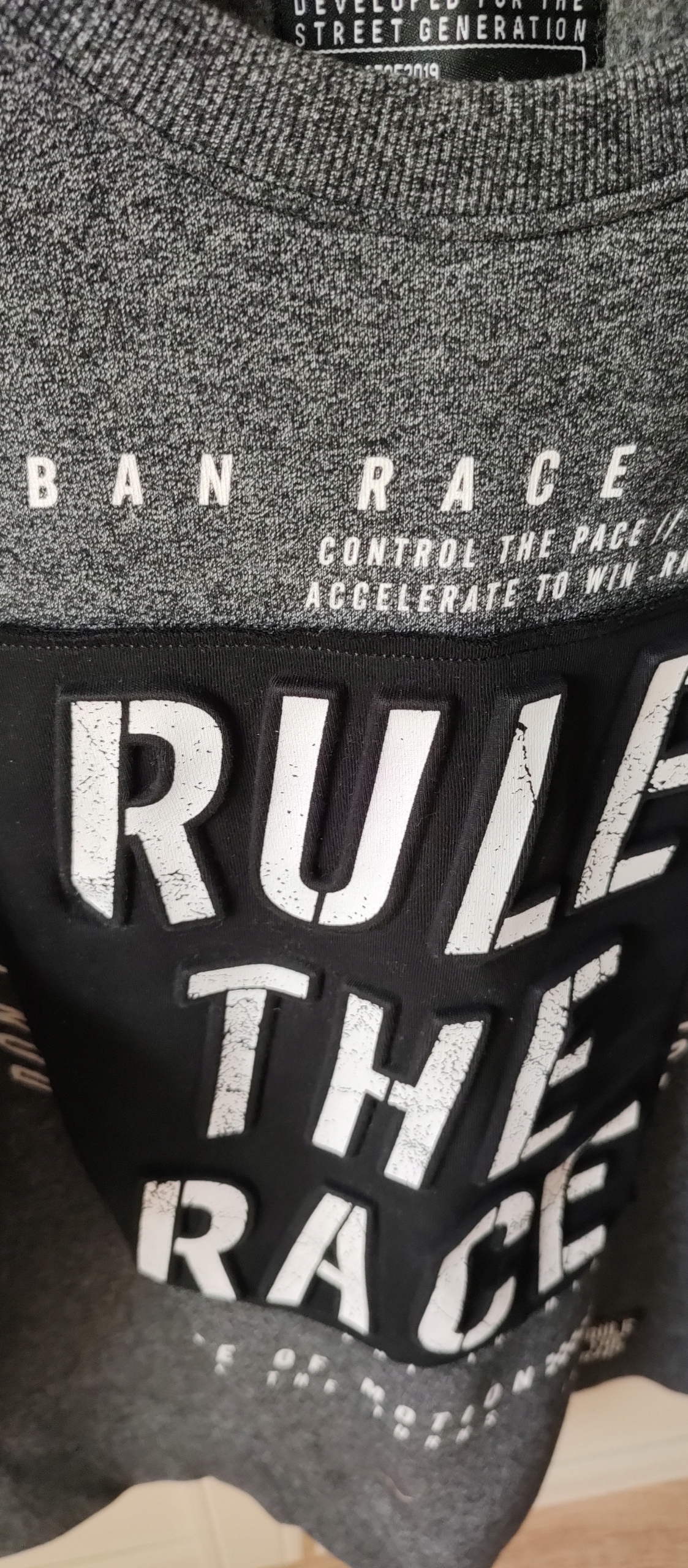 C&A bluza ciepła tłoczenia r.170/176 Marka C&A