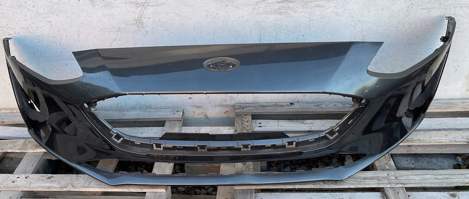 nárazník predok predný FORD FOCUS MK4 2018 - JX7B-17757-A