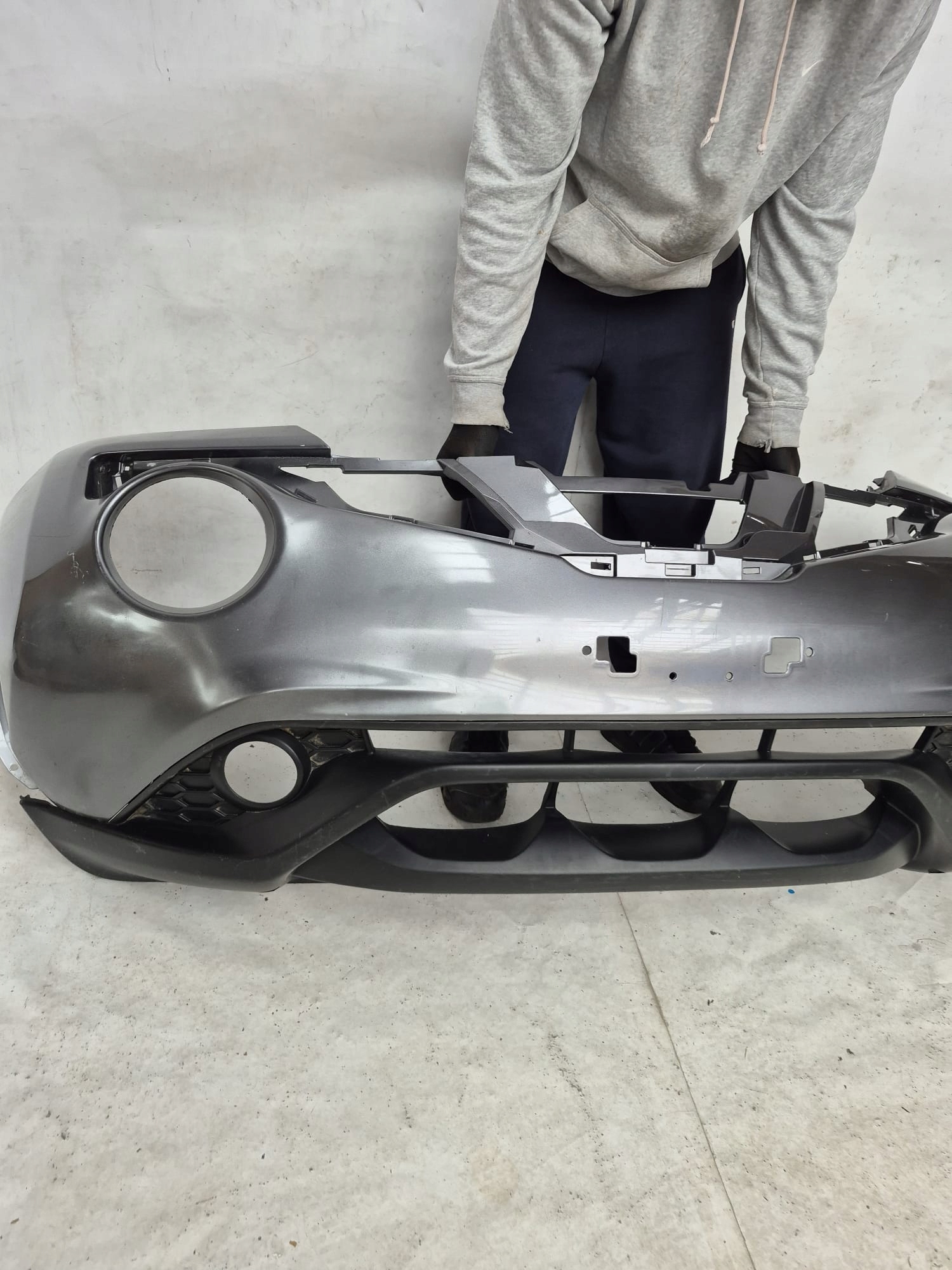 NISSAN JUKE and 1 LIFT 14-19 bumper front front