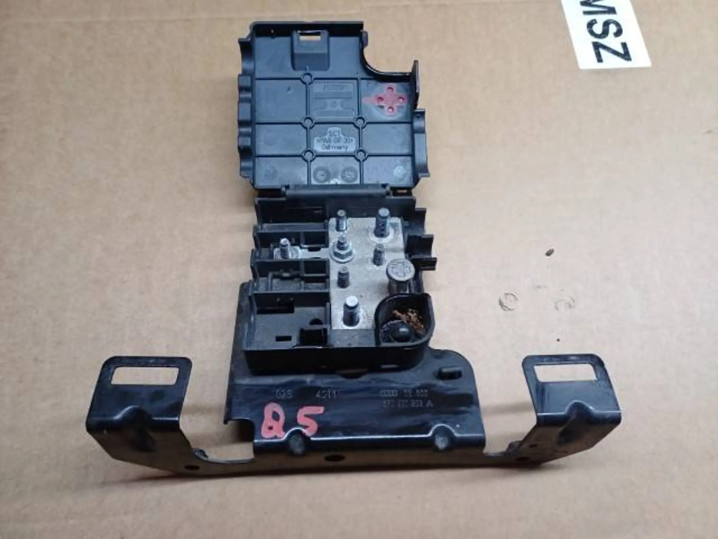AUDI Q5 8R ROZDZIELACZ PRADU 8R0971502A