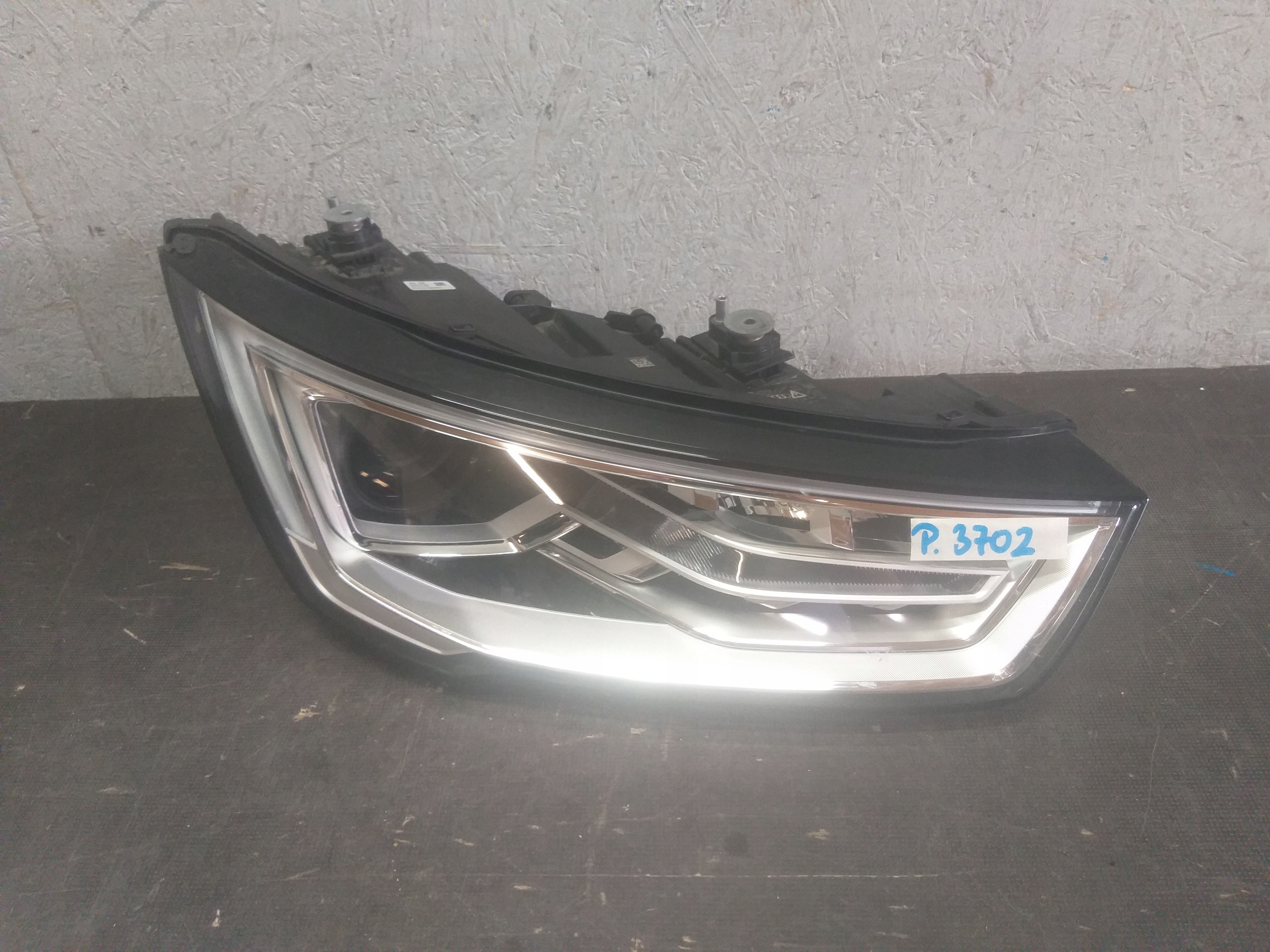 light front right AUDI A1 LIFT XENON LED 14- 8XA941006