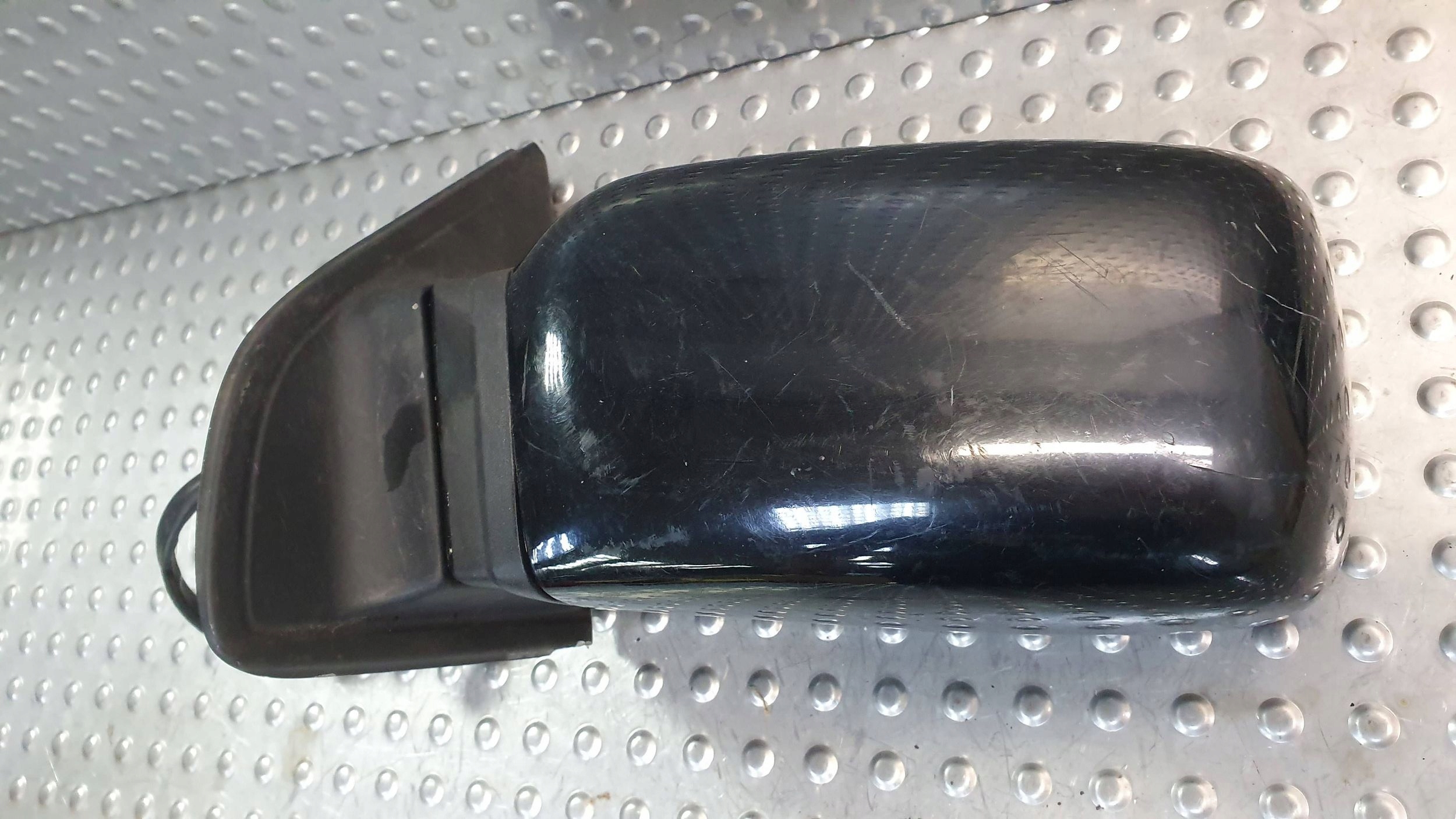 mirror left FORD SIERRA 5 PIN 82