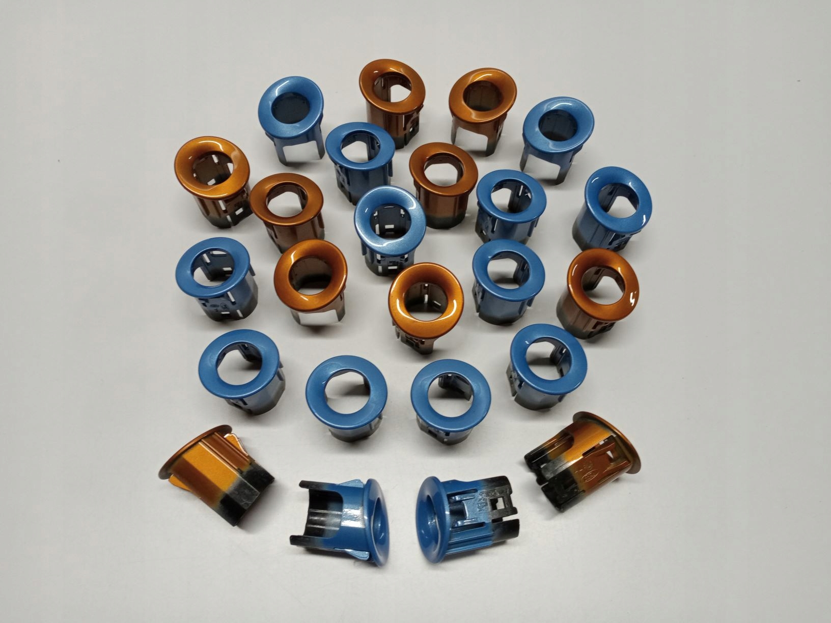 

Ford Koszyk Oprawka Czujnika Pdc F1ET-15K873-DAW