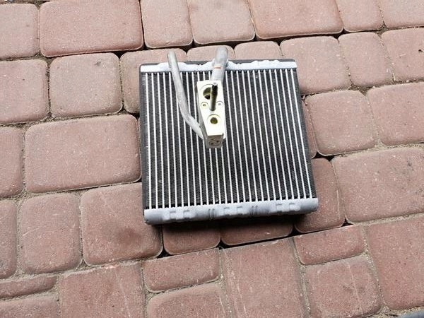 Radiateur climatisation Opel Astra J parownik EUROPA