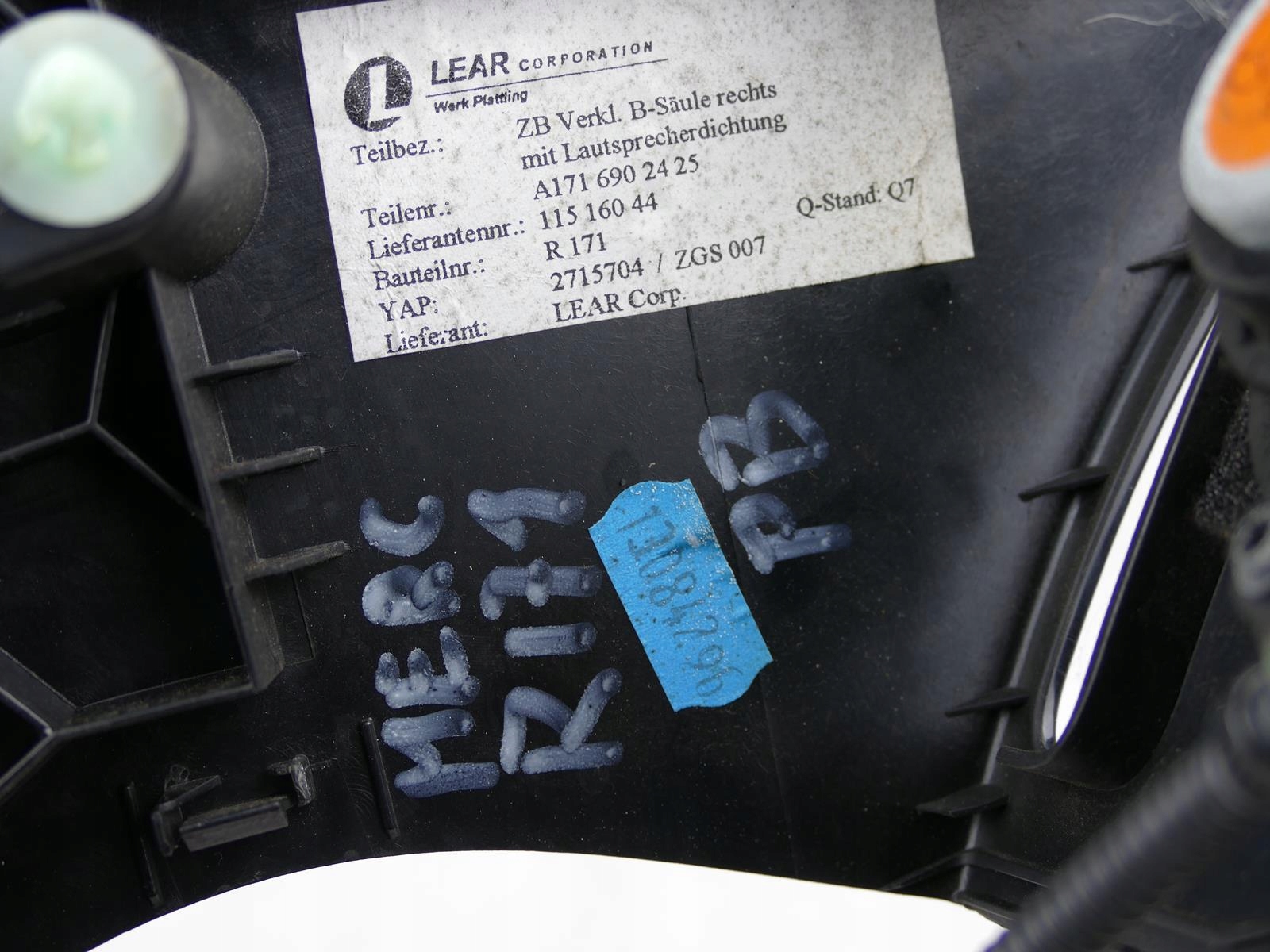 MERCEDES SLK R171 cover moulding speaker right BOK