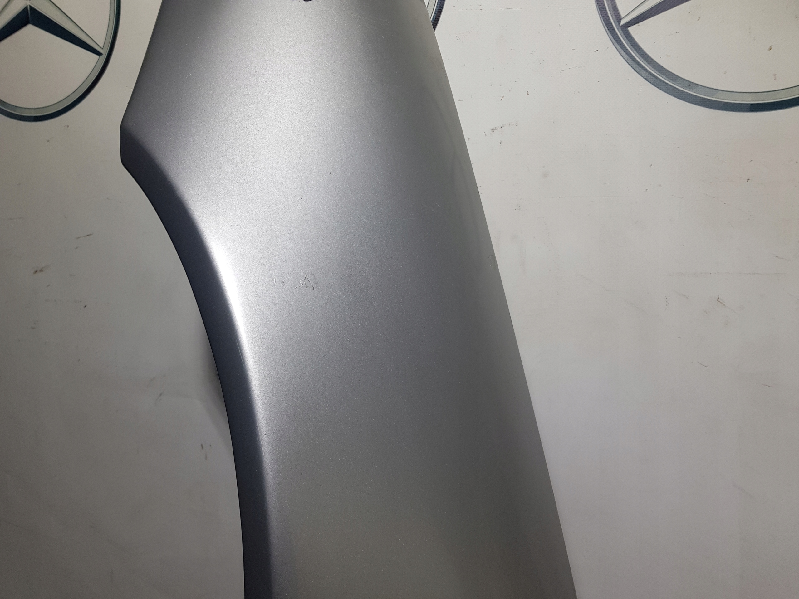 fender left front MERCEDES SL R230 W230 744 c744