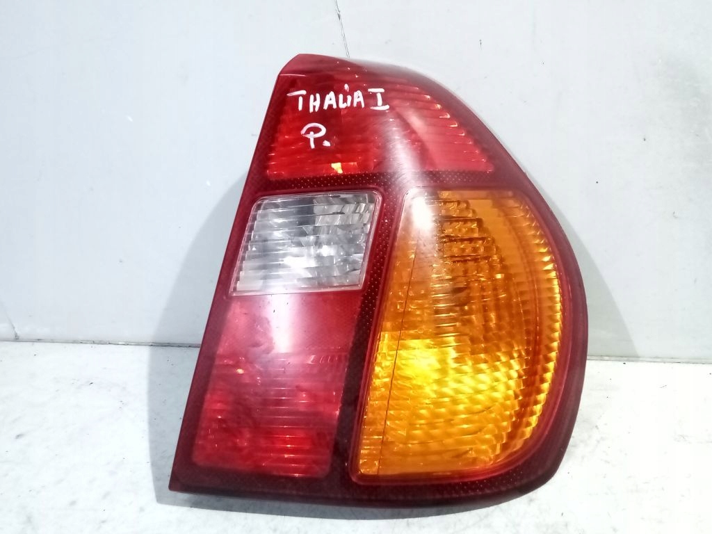 Renault Thalia and light right rear part rear