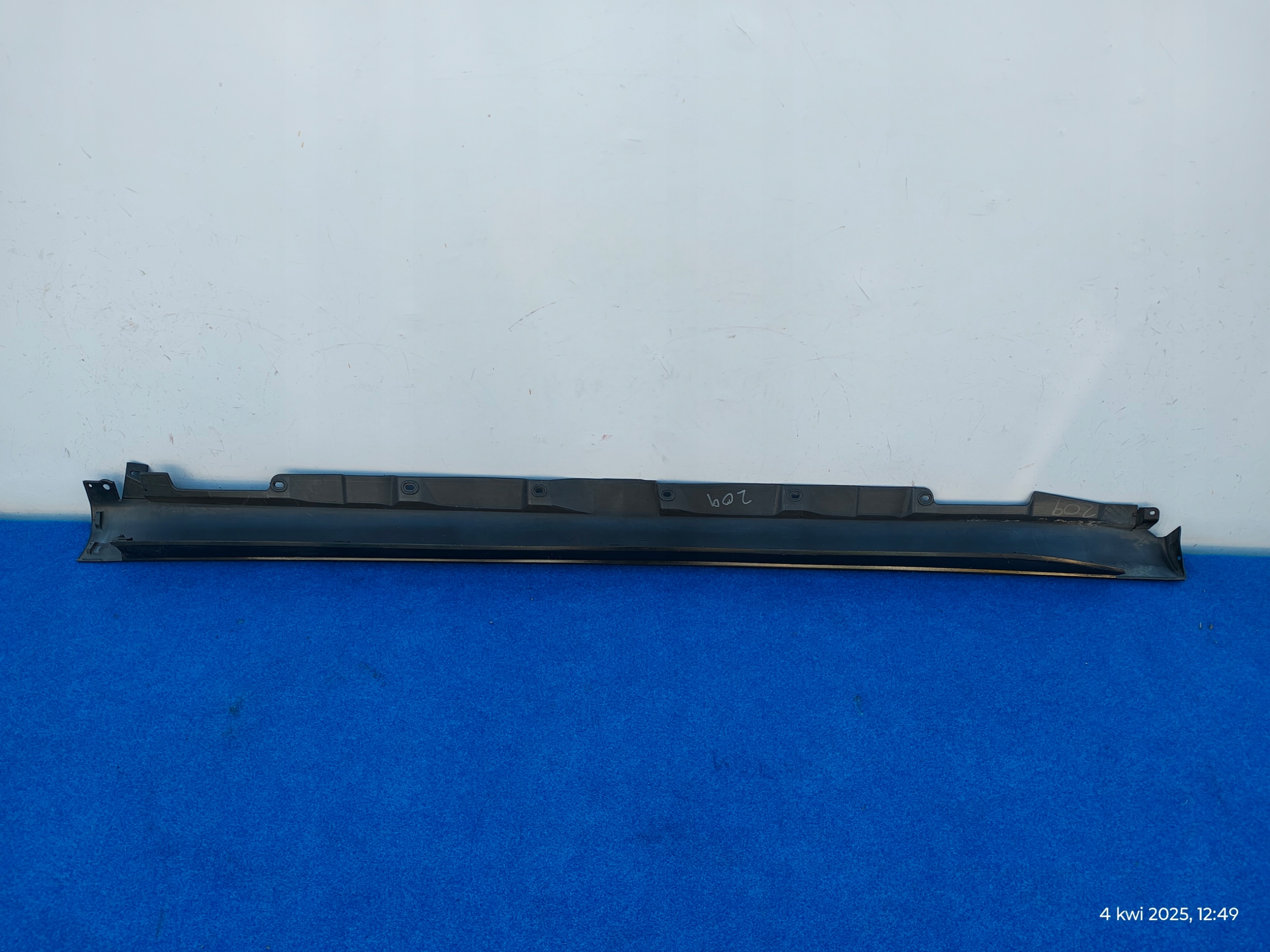 TOYOTA AVENSIS T25 left threshold moulding threshold left 75852-05010 PRO39