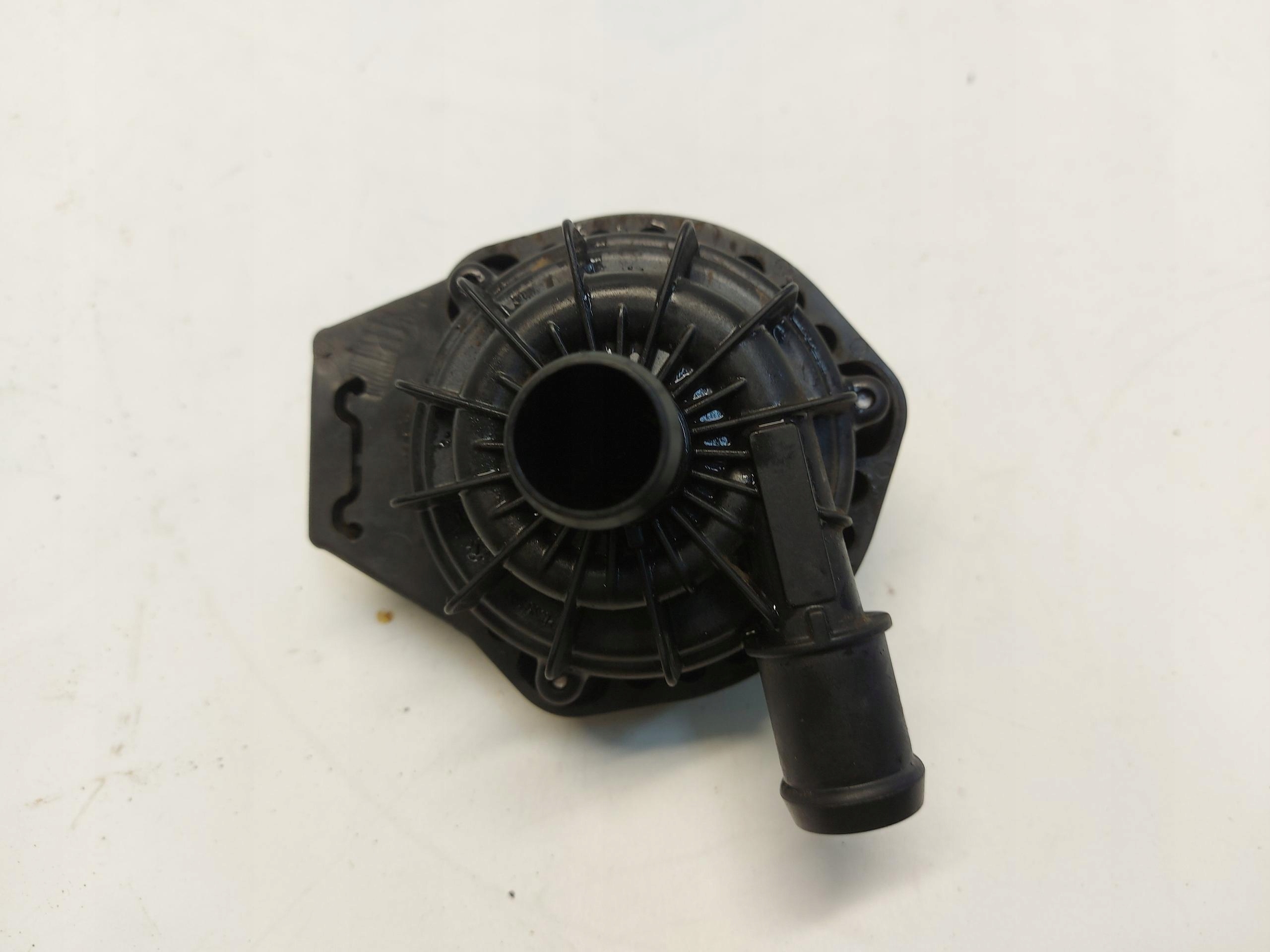 VW ID4 11A , 2024r SUV 5D supplementary water pump 1EA965567