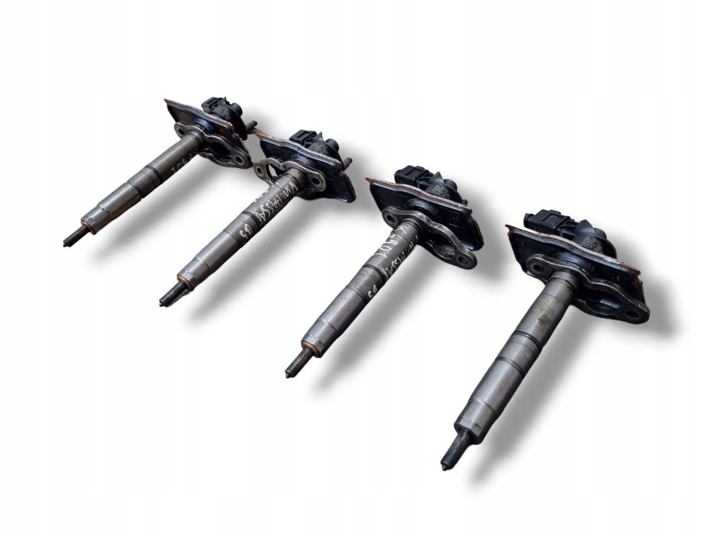 injector Volkswagen Passat B6 2008 03L130277