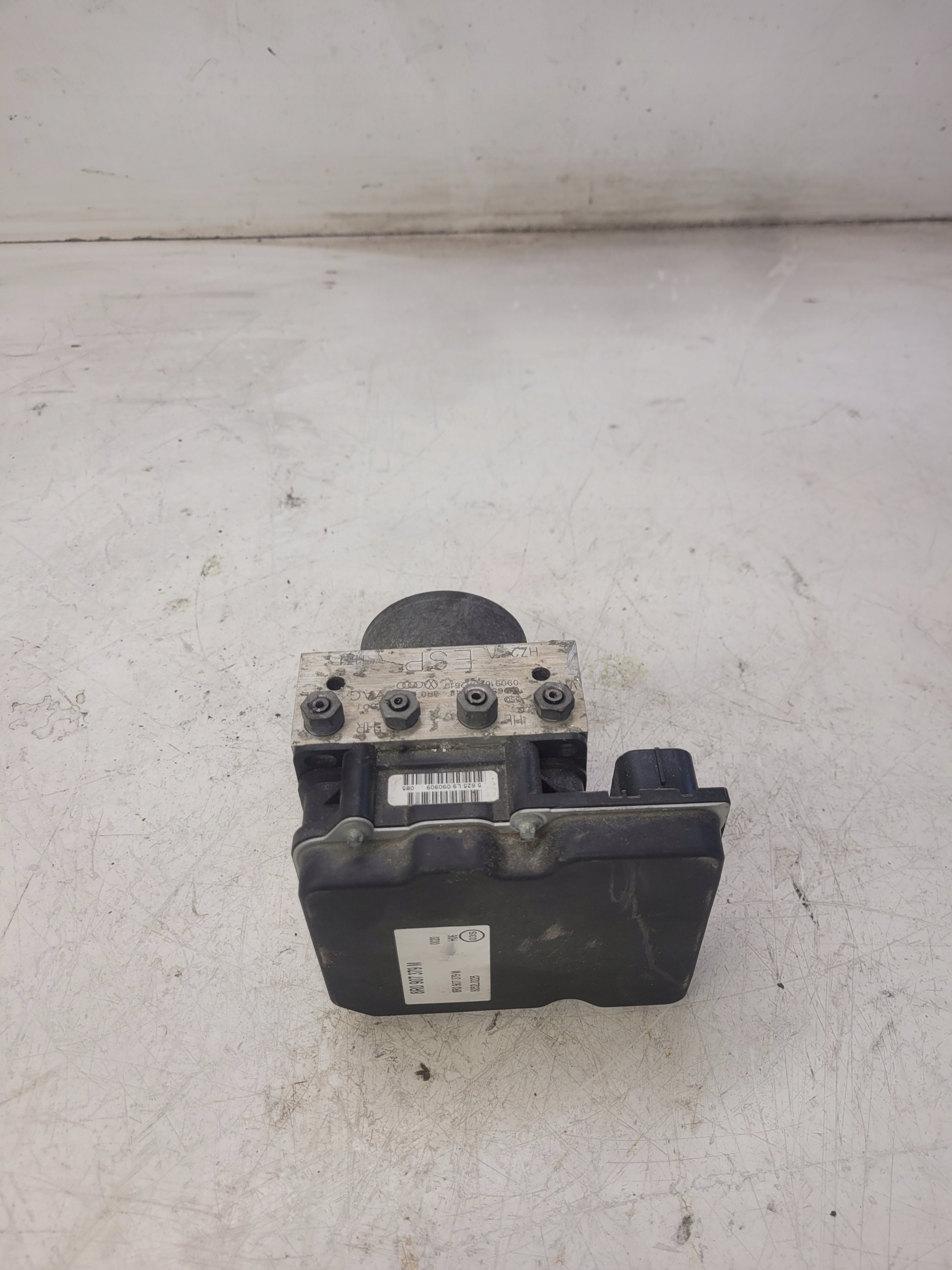 Pompa ABS ESP AUDI Q5 8R A4 B8 A5 8T 8R0907379M