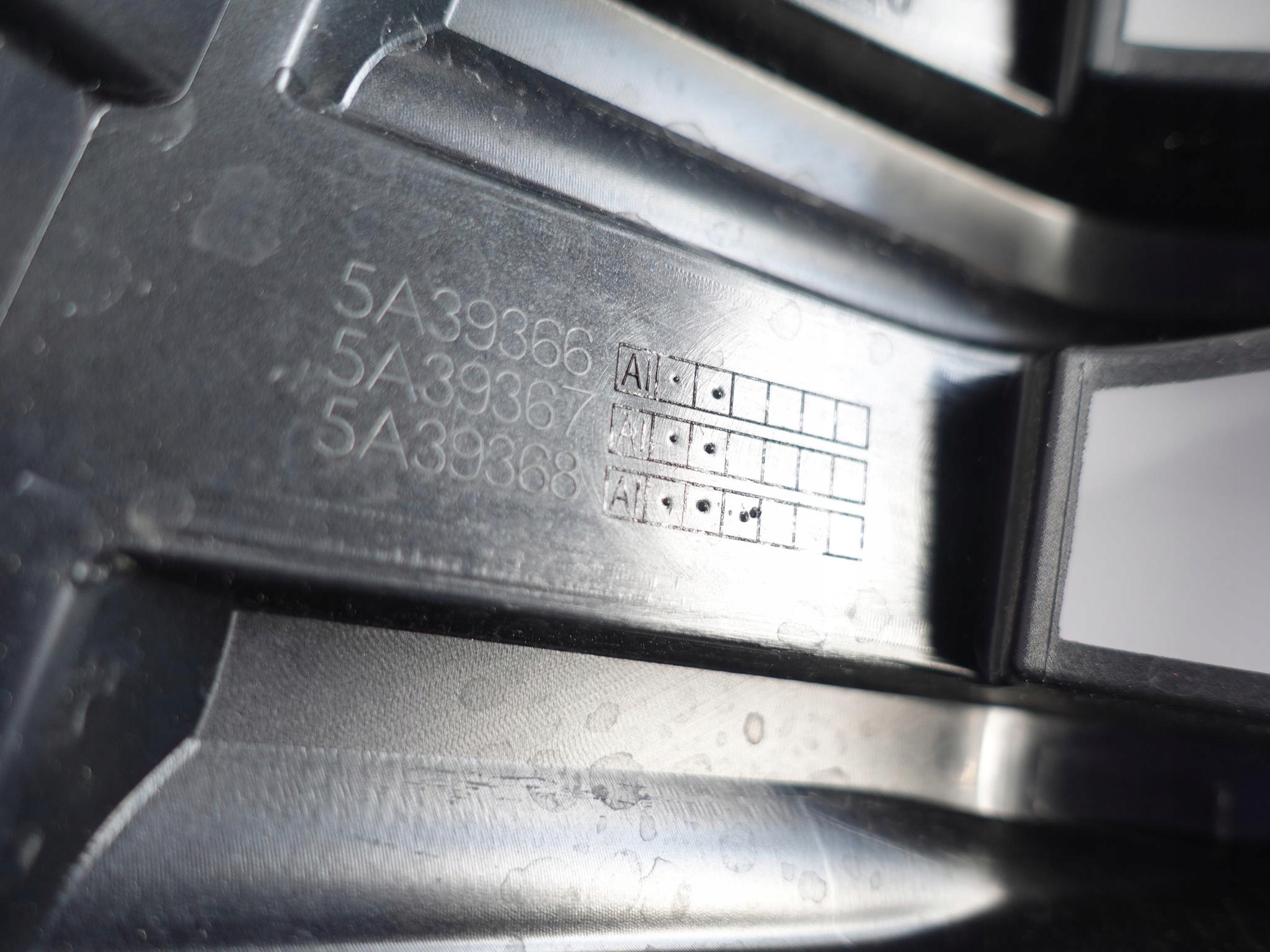 BMW 1 F40 m-packet 19- LUXURY grill front