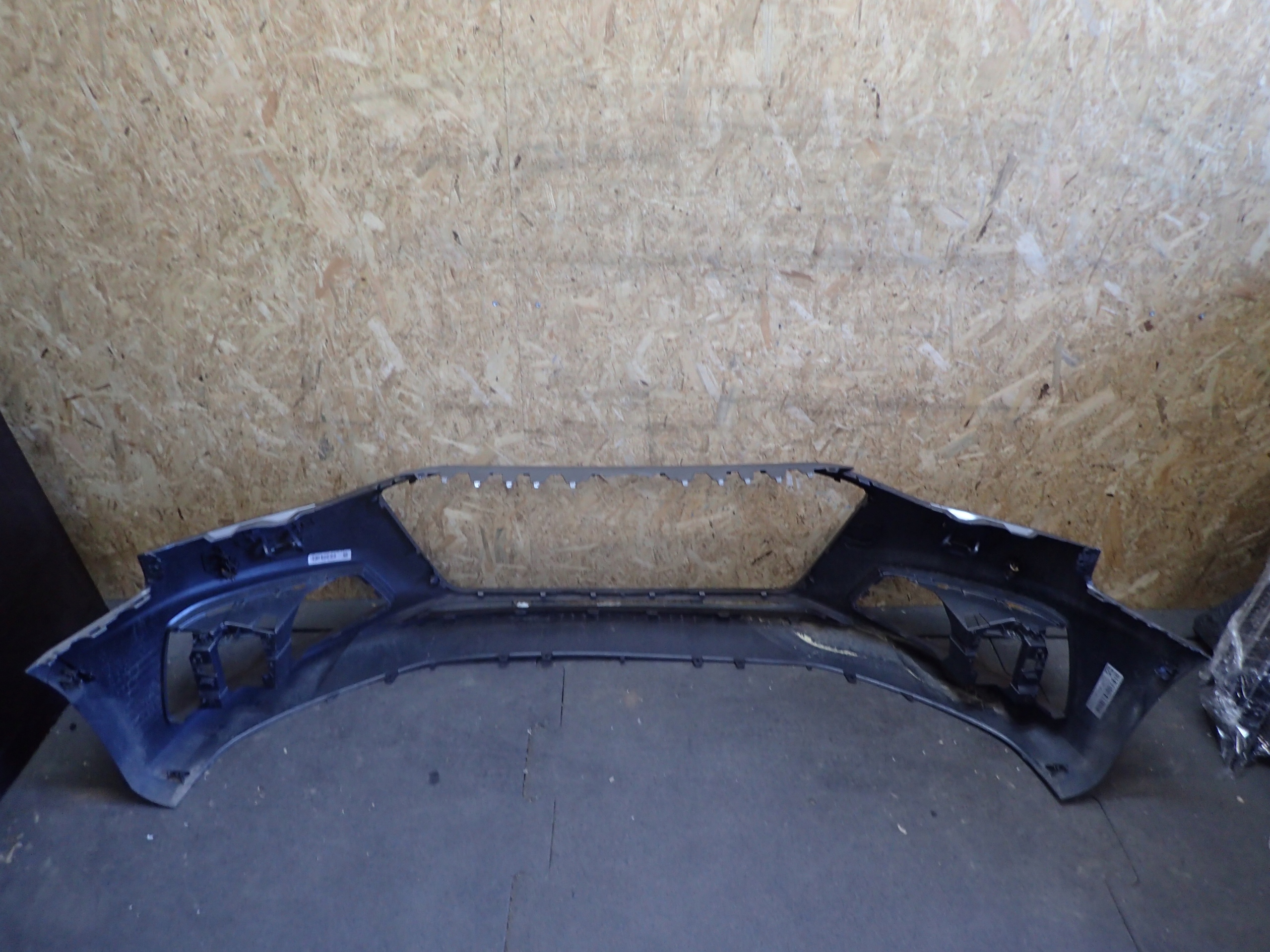 STOSSSTANGE VORNE AUDI A4 B9 8W LIFT 19