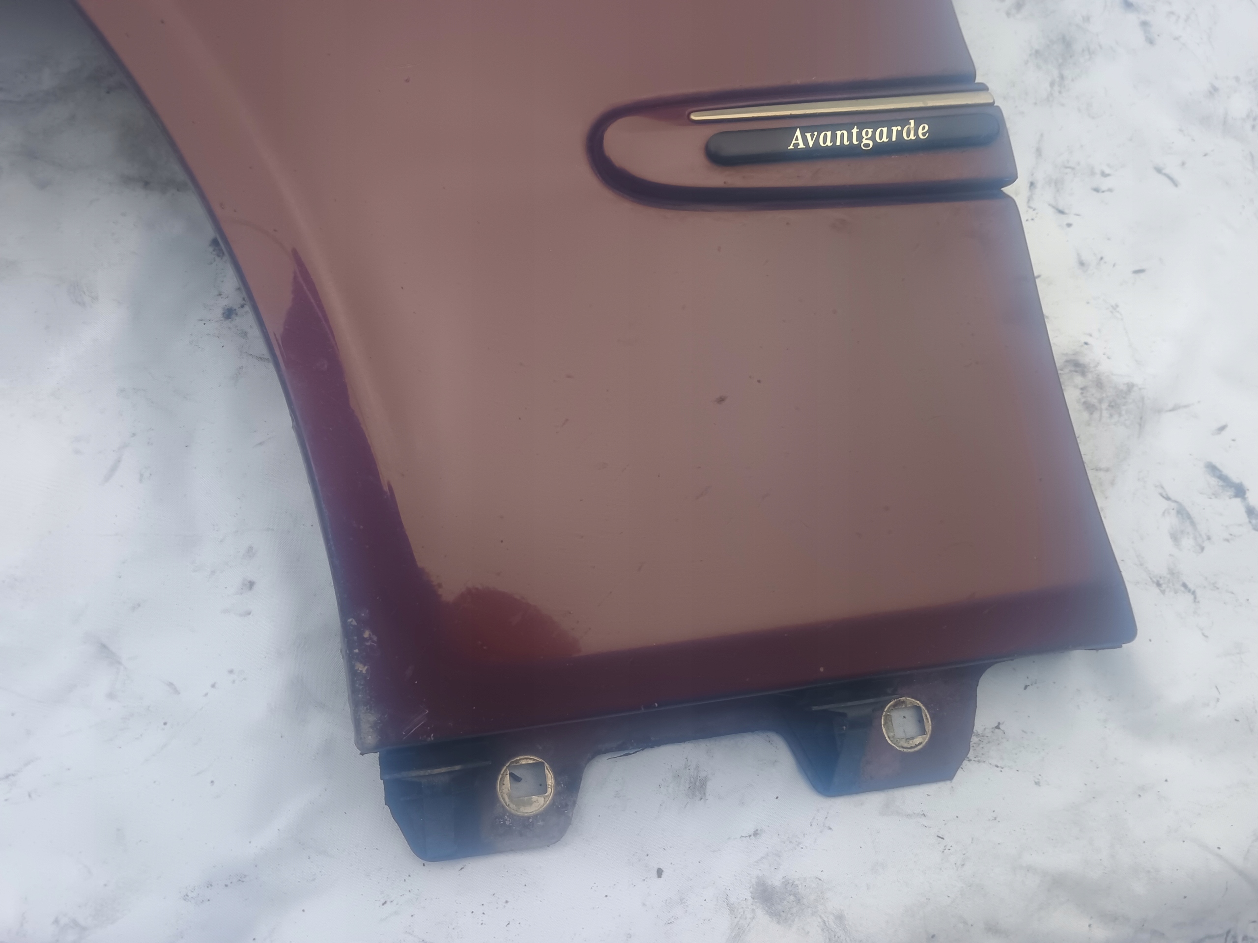 fender front left MERCEDES W211