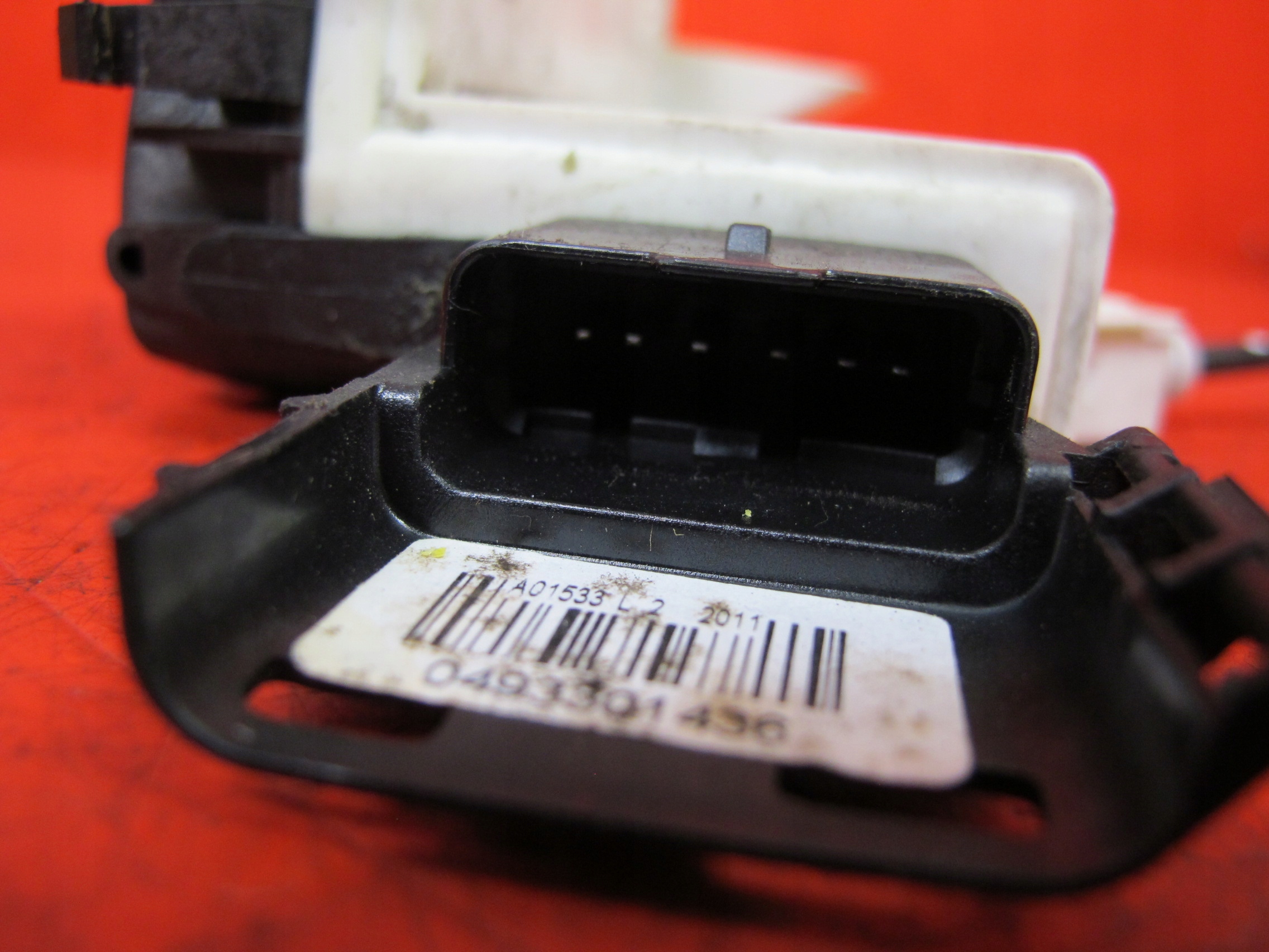 BERLINGO PARTNER III lock door right front 6 PIN