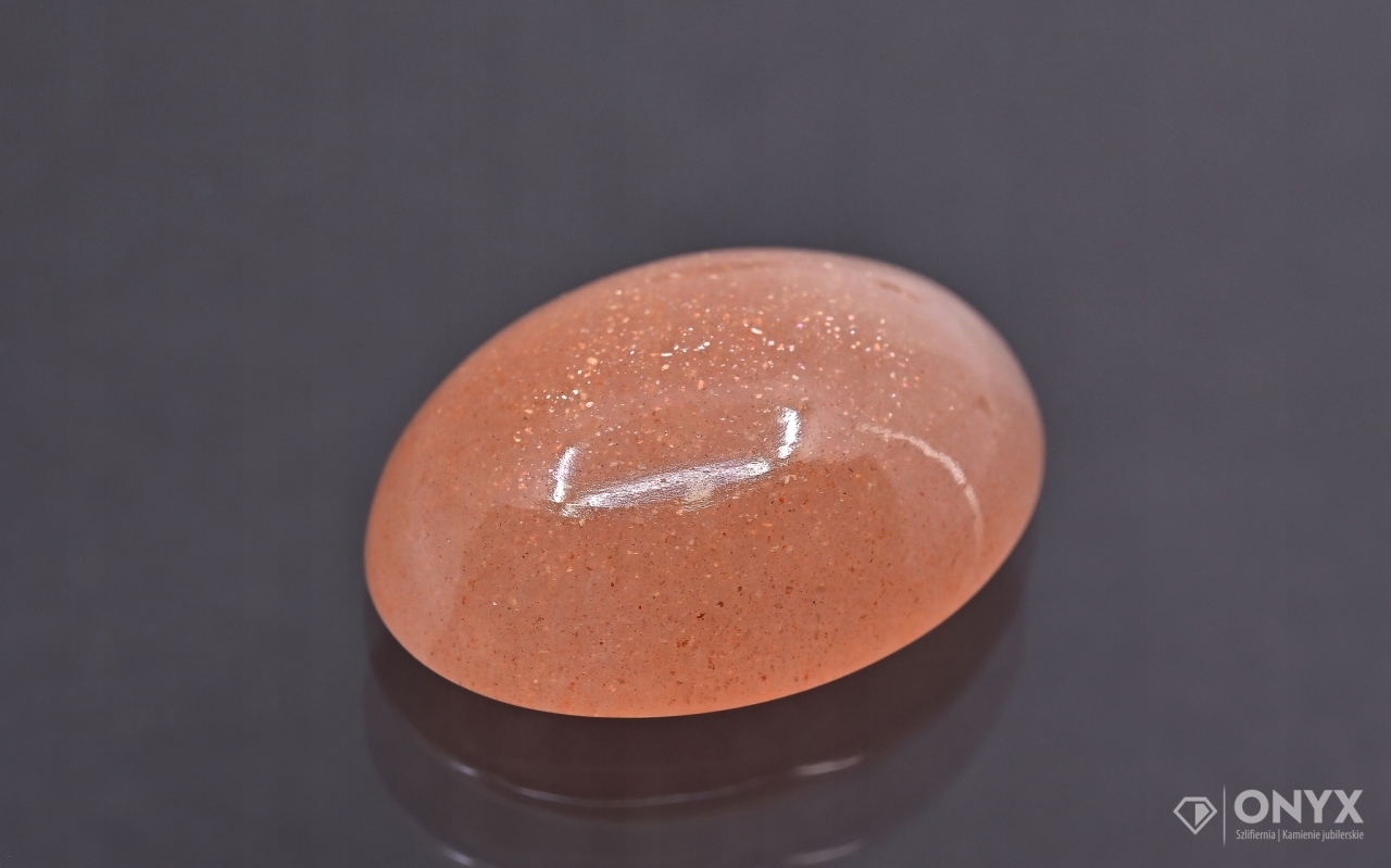 Solární kámen kabošon ovál 22x16 mm