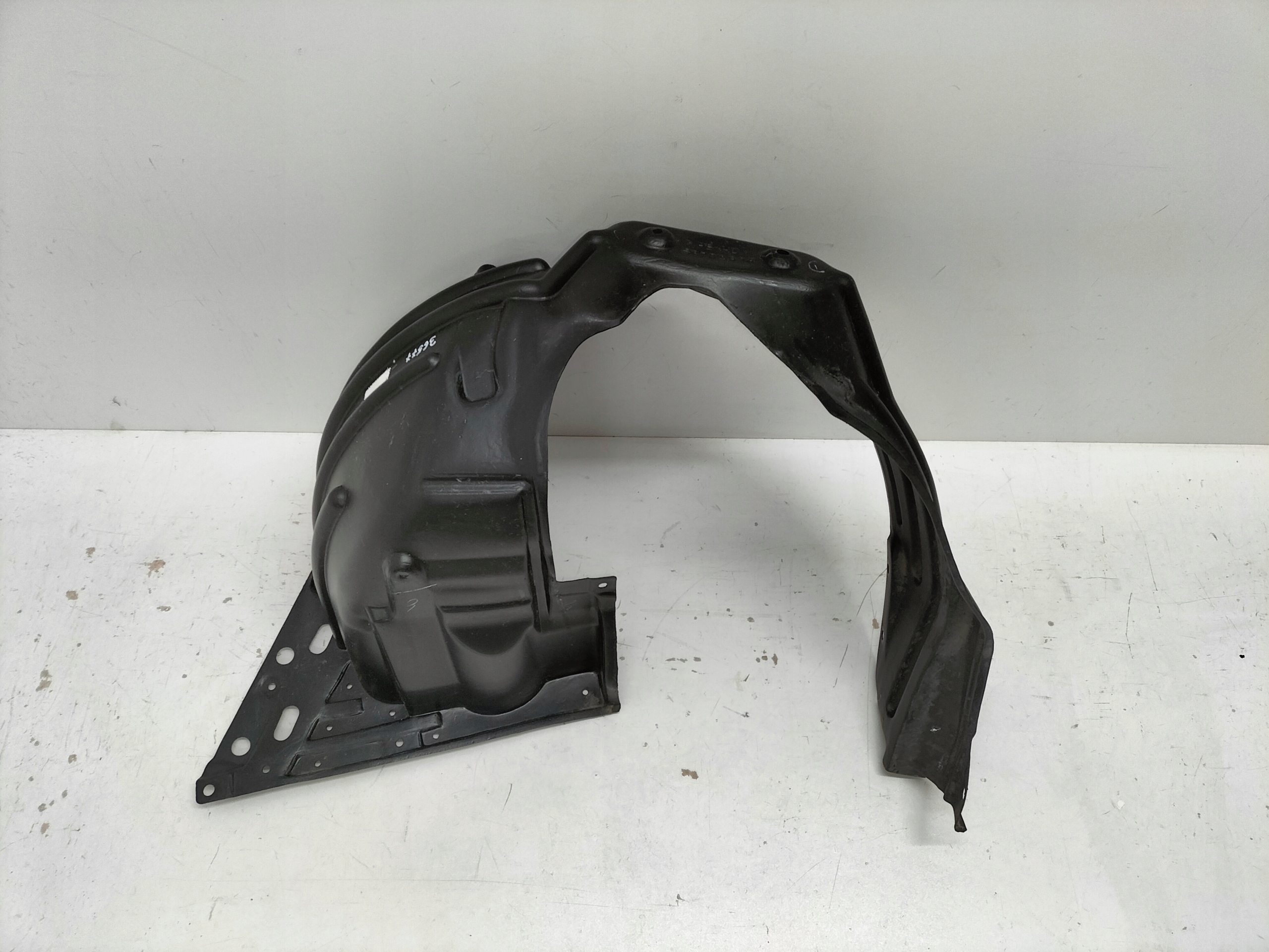mudguard front front right MITSUBISHI SPACE STAR II 13