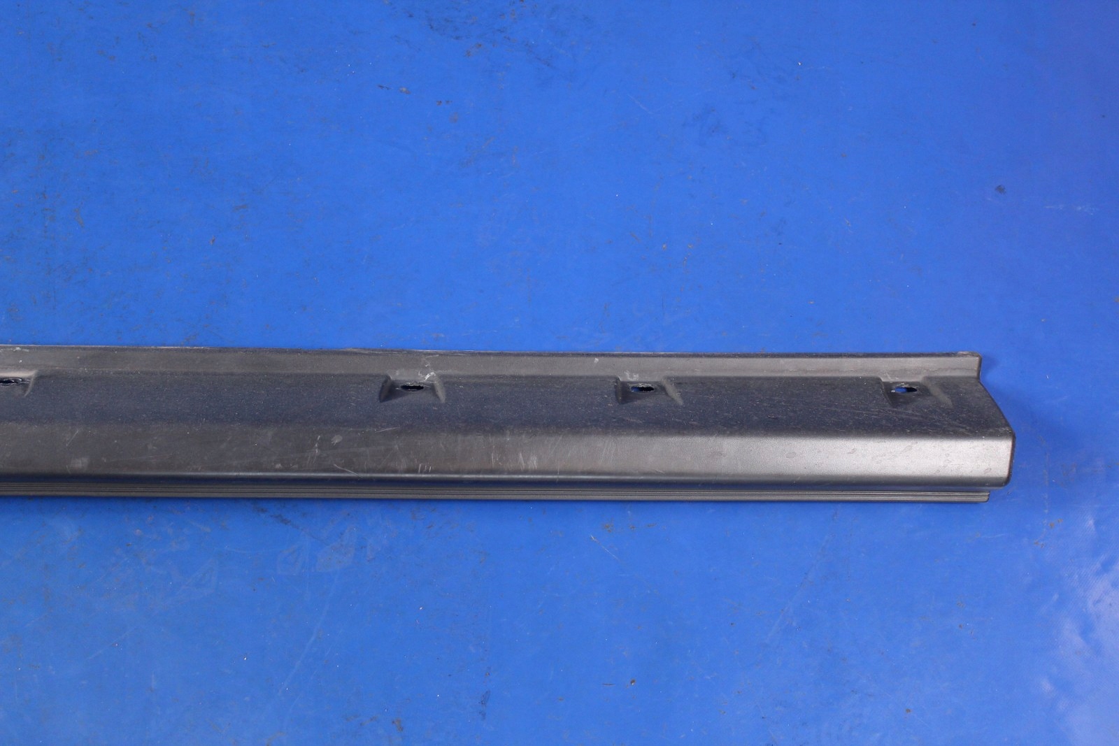 NAKŁADKA LISTWA PROGU PRZÓD PRAWA COMPASS I LIFT Typ samochodu 4x4/SUV Samochody osobowe