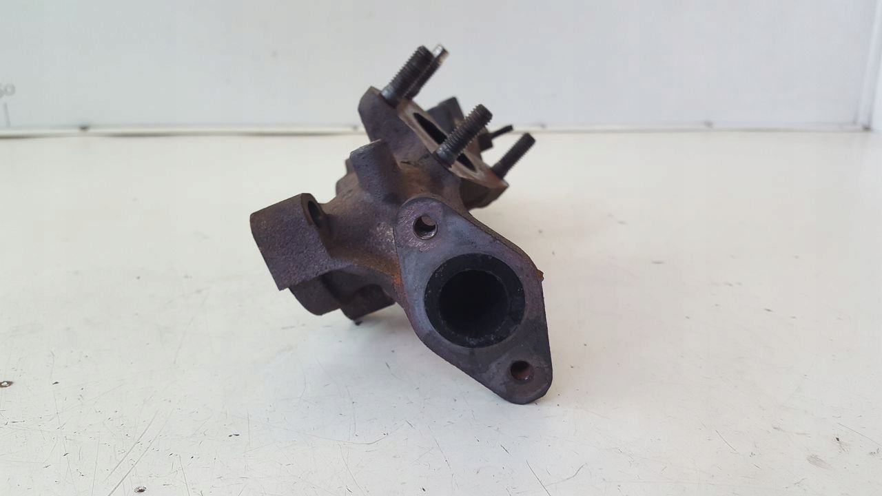 exhaust manifold Mazda 5 2,0 CITD