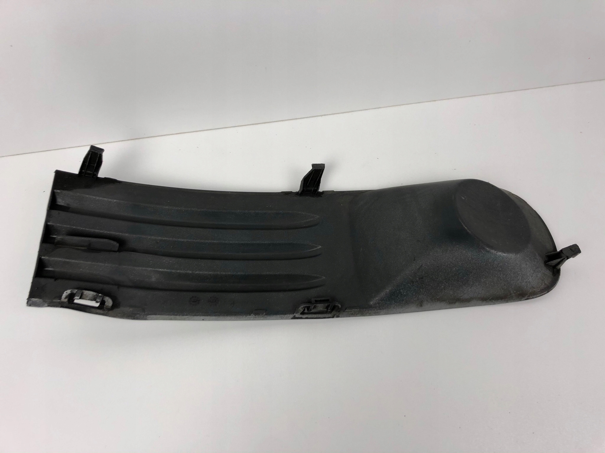 grid of a bumper left left front VW T5 7H0807489C
